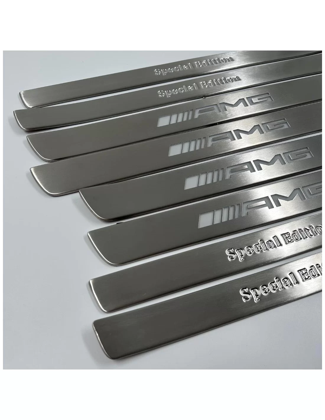 - Mercedes Benz - AMG сині накладки на пороги зі світлодіодним підсвічуванням 4 шт для Mercedes-Benz W222 - 4 - Купуйте сині св  - Mercedes Benz - AMG сині накладки на пороги зі світлодіодним підсвічуванням 4 шт для Mercedes-Benz W222 - 4 - Купуйте сині св