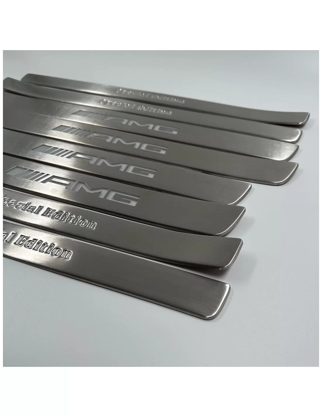 - Mercedes Benz - AMG сині накладки на пороги зі світлодіодним підсвічуванням 4 шт для Mercedes-Benz W222 - 5 - Купуйте сині св  - Mercedes Benz - AMG сині накладки на пороги зі світлодіодним підсвічуванням 4 шт для Mercedes-Benz W222 - 5 - Купуйте сині св