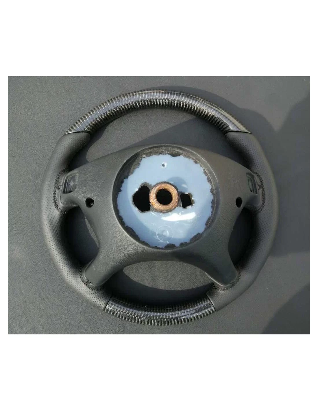  - Steering Wheels - 梅赛德斯-奔驰 CLK 级 E 级 G 级 W463 W209 W211 碳皮方向盘 - 5 - 为您的梅赛德斯 CLK、E 级或 G 级 W463、W209、W211 升级这款奢华的碳纤维皮革方向盘，以增强时尚感