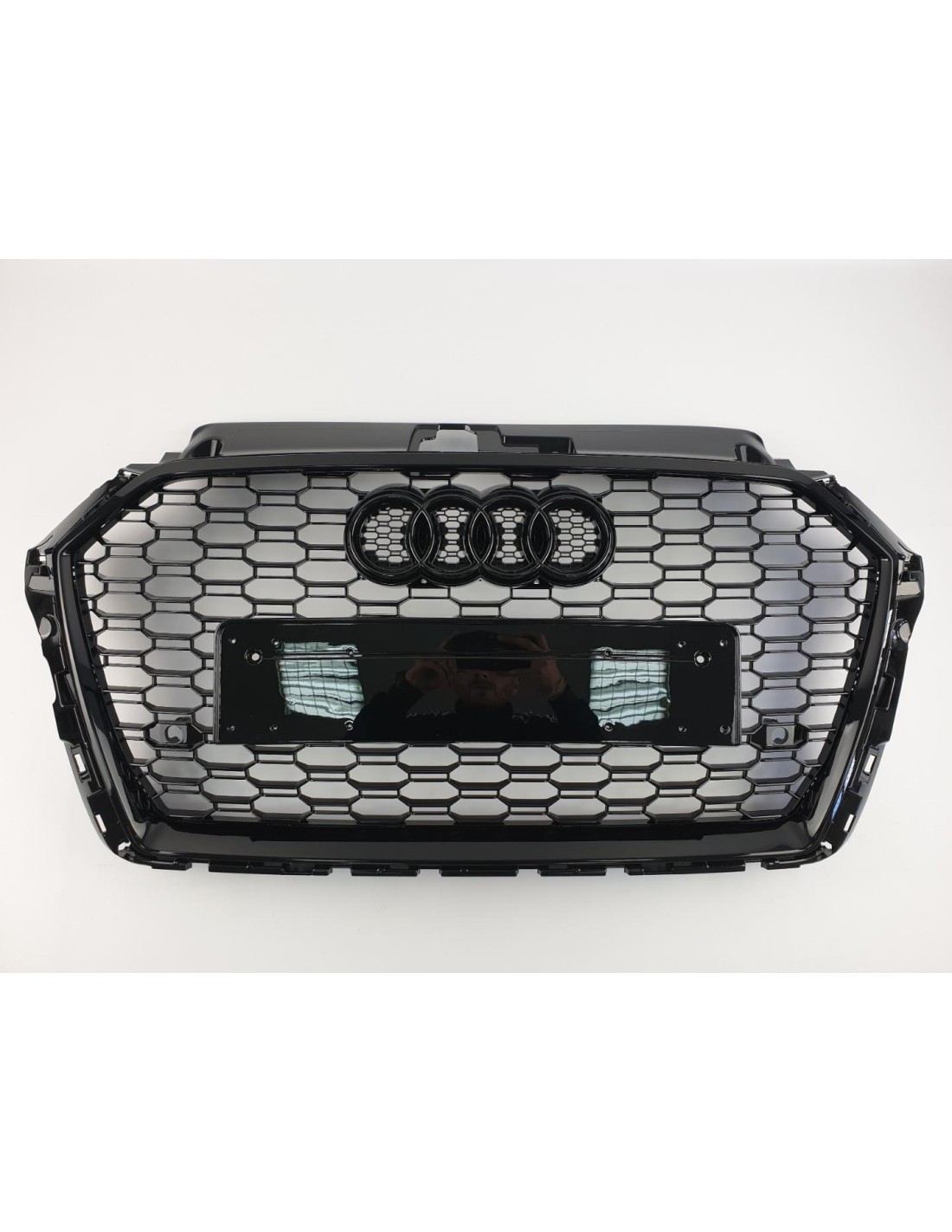 Audi A3 8V 2016-2020 Grelha Wabengrill em estilo RS3 Preto Quattro Audi, Audi A3 2016-2020 (8V) Audi