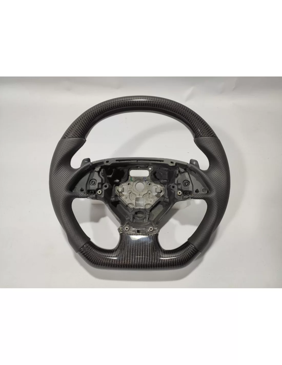 - Steering Wheels - Volante do Chevrolet Corvette C7 em pele de carbono - 1 - Melhore a sua condução com o volante do Chevrolet - Steering Wheels - Volante do Chevrolet Corvette C7 em pele de carbono - 1 - Melhore a sua condução com o volante do Chevrolet