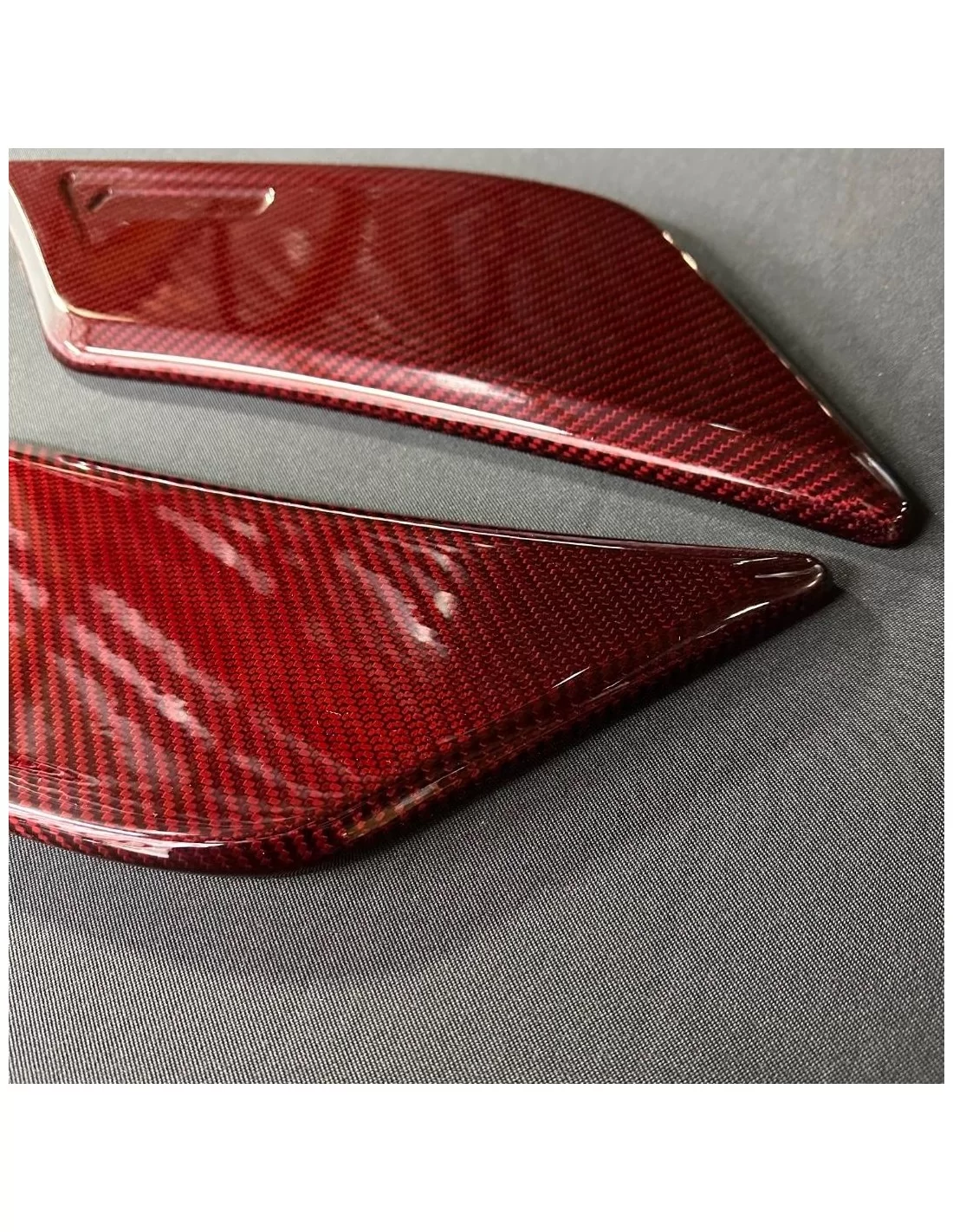  - Mercedes-Benz - メルセデスベンツW463用 レッドカーボンファイバー リアルーフスポイラー ブラバス ロケットスタイル - 3 - Mercedes-Benz メルセデスベンツW463用 レッドカーボンファイバー リアルーフスポイラー