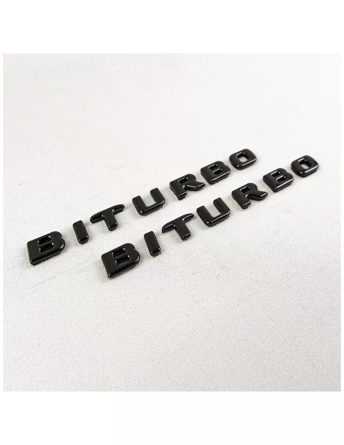 - Logos & Emblems - 用于梅赛德斯-奔驰 W463A G 级轿车的黑色金属 Brabus BITURBO 侧徽标套件 - 7 - 使用这套黑色金属 Brabus BITURBO 侧徽章来提升您的梅赛德斯-奔驰 W463A 的档次。完美的