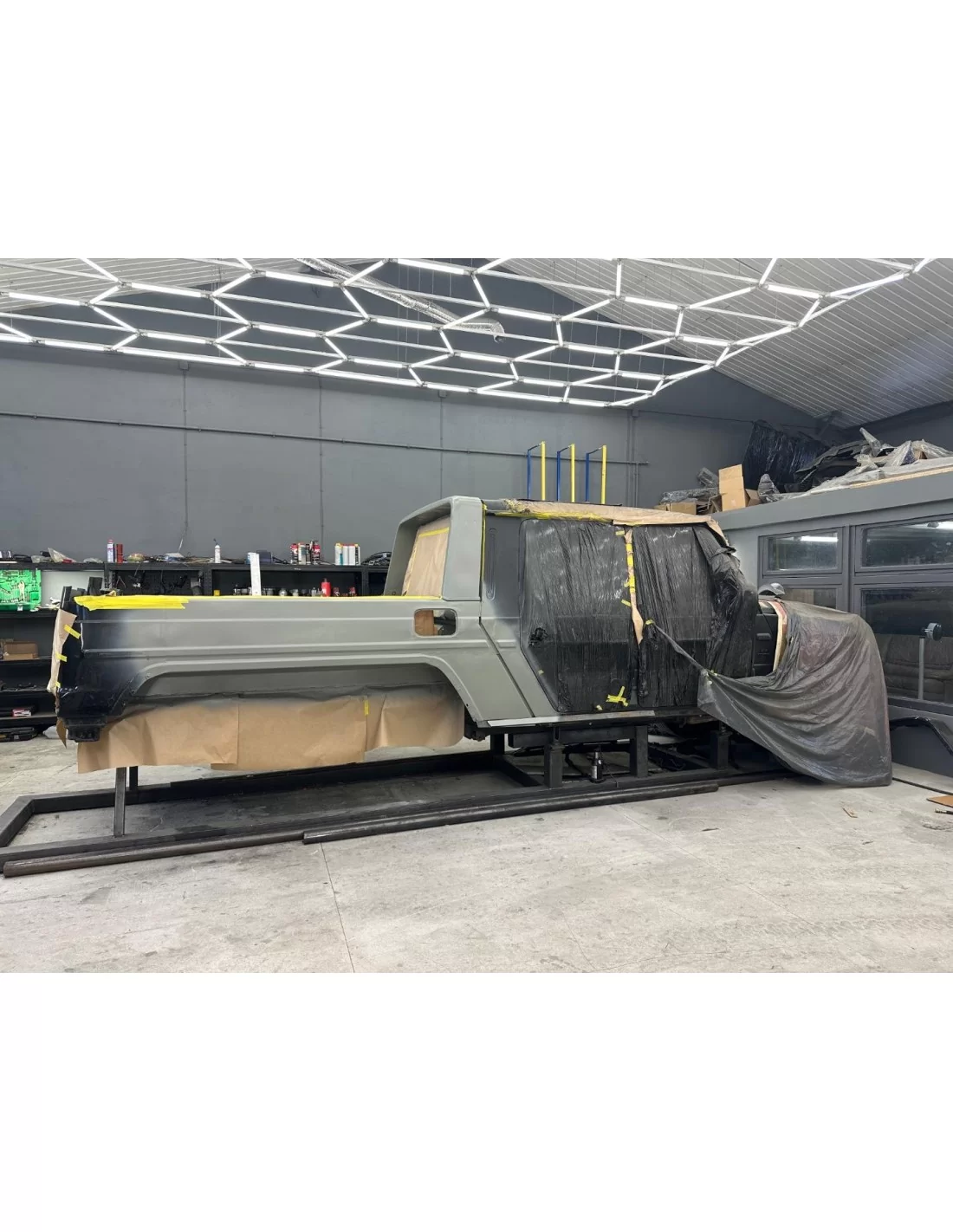  - Mercedes-Benz G-Class 2018+ (W463A) XLP 900 6x6 - 用于 W463A XLP 900 6x6 G 级轿车的不锈钢后取力器车身 - 2 - 用于 W463A XLP 900 6x6 G 级轿车的不锈钢后取