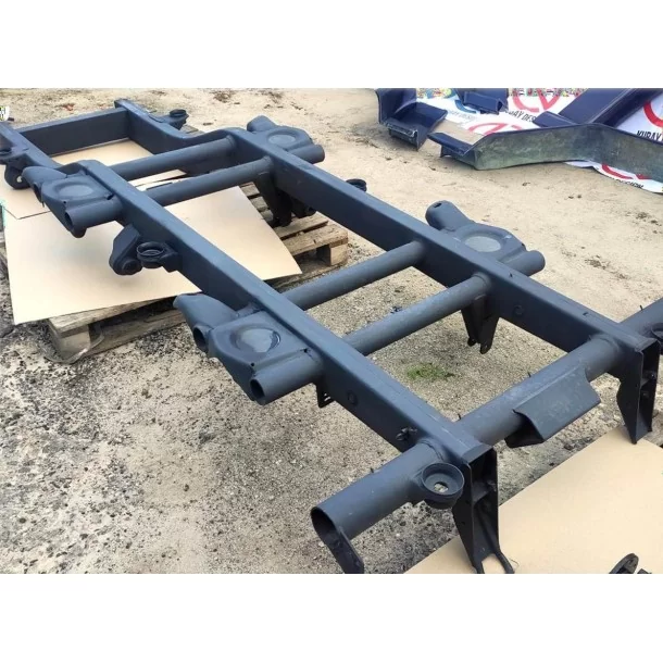  - Mercedes Benz - Partie du cadre pour Mercedes-Benz W463A 6x6 Classe G - 1 - Pièce de châssis essentielle pour votre Mercedes-