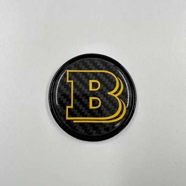  - Logos & Emblems - 双组分金属碳黄色 Brabus 徽标引擎盖 奔驰 W463a W464 G 级车 - 1 - 这款引人注目的金属碳黄色 Brabus 徽章专为您的梅赛德斯 W463A W464 引擎盖设计。提升您的时尚品味！✔️