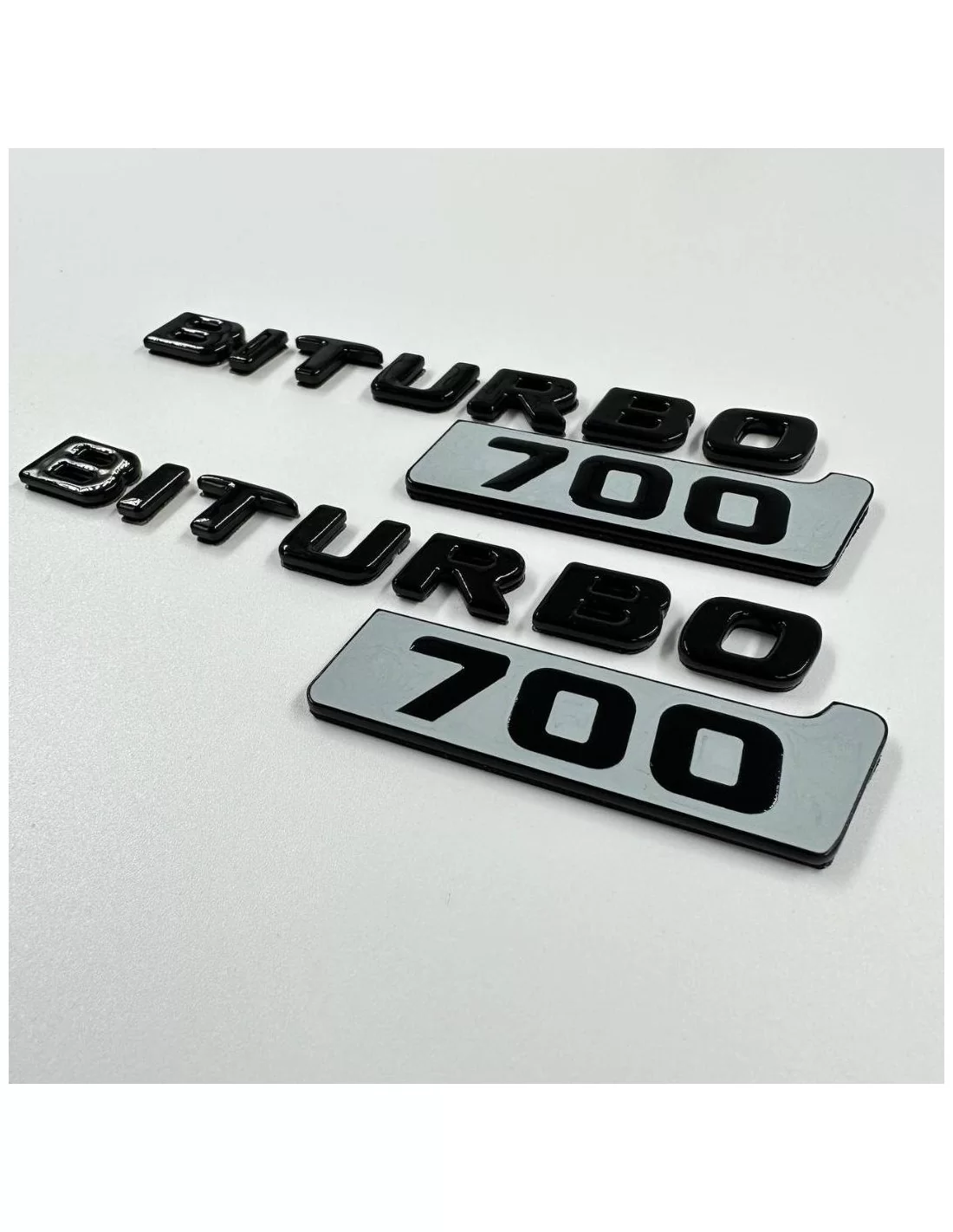  - logo & Emblems - Набір значків з логотипом Brabus 700 BITURBO на бічну панель сірий металік Mercedes W463A W464 G-Class - 2 -