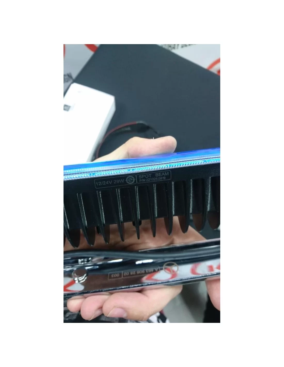 - Mercedes Benz - Kohlefaser Frontdachspoiler mit LEDs für Mercedes-Benz W463A 4x4 A4638807303/008 - 14 - Veredeln Sie Ihren Me - Mercedes Benz - Kohlefaser Frontdachspoiler mit LEDs für Mercedes-Benz W463A 4x4 A4638807303/008 - 14 - Veredeln Sie Ihren Me