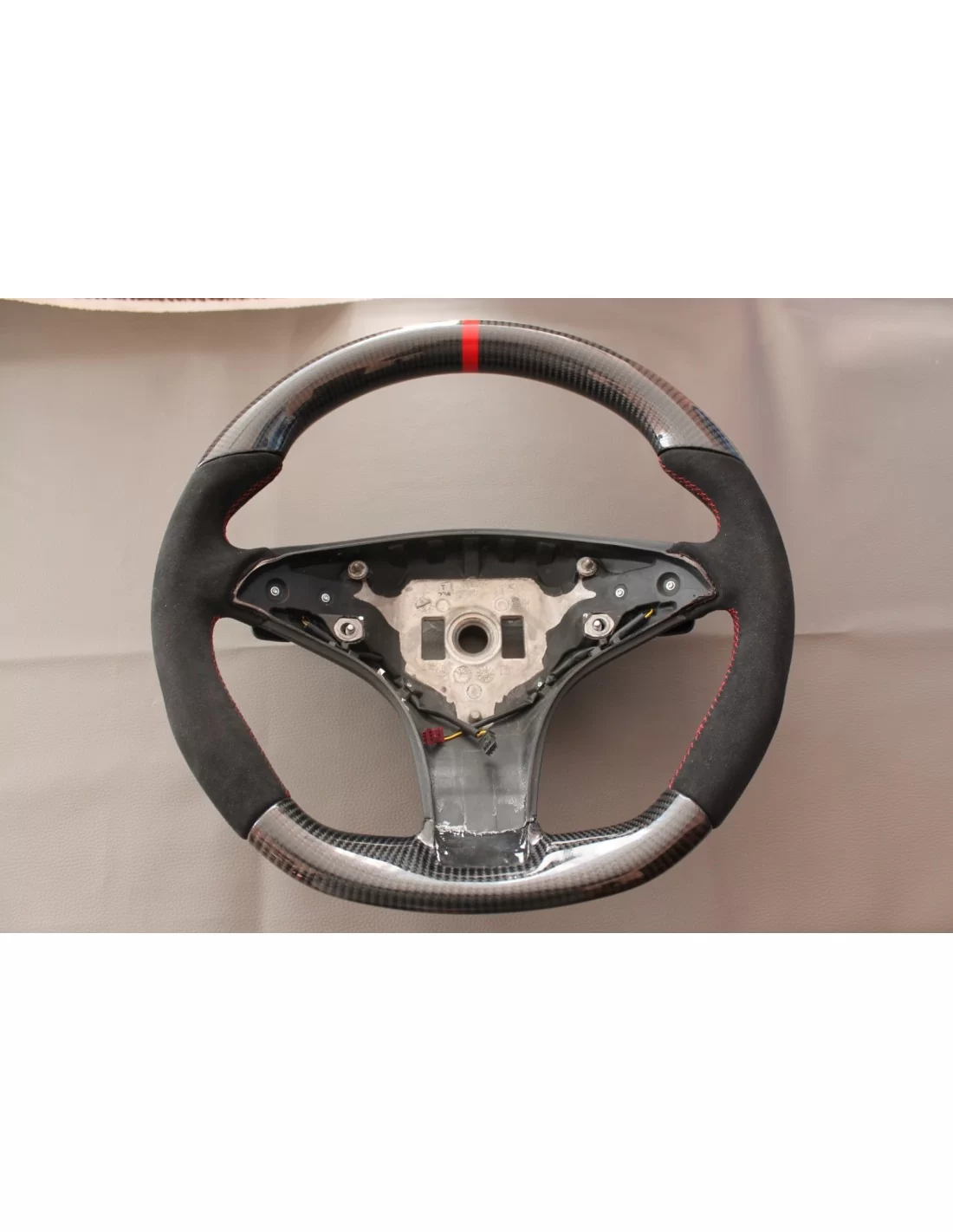 - Steering Wheels - 梅赛德斯-奔驰 CLS E 级 SLK W172 W212 W218 碳阿尔坎塔拉方向盘 - 1 - 梅赛德斯-奔驰 CLS E 级 SLK Carbon Alcantara 方向盘为您的内饰锦上添花。豪华与舒适的  - Steering Wheels - 梅赛德斯-奔驰 CLS E 级 SLK W172 W212 W218 碳阿尔坎塔拉方向盘 - 1 - 梅赛德斯-奔驰 CLS E 级 SLK Carbon Alcantara 方向盘为您的内饰锦上添花。豪华与舒适的