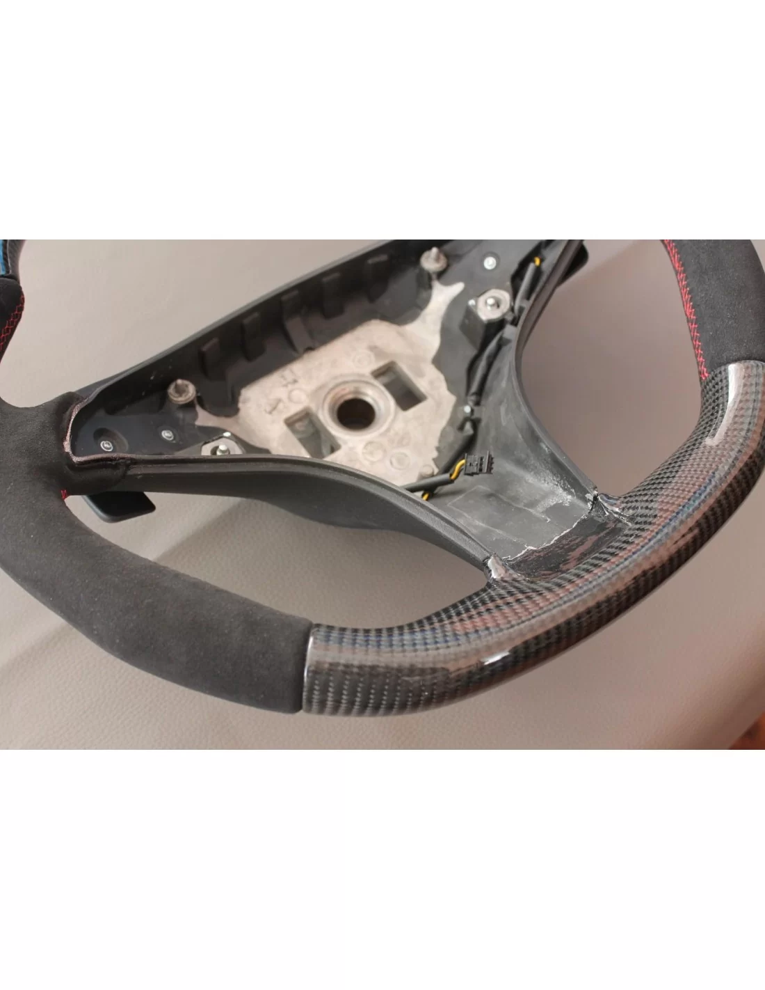 - Volant - Mercedes-Benz CLS Classe E SLK W172 W212 W218 Volant Carbone Alcantara - 8 - Améliorez votre intérieur avec le volan - Volant - Mercedes-Benz CLS Classe E SLK W172 W212 W218 Volant Carbone Alcantara - 8 - Améliorez votre intérieur avec le volan