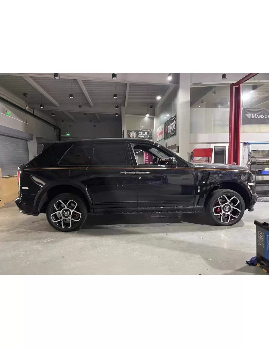  - Rolls Royce - FORGED Kit de carroçaria em fibra de carbono estilo Mansory para o Rolls-Royce Cullinan - 4 - Compre o kit de c