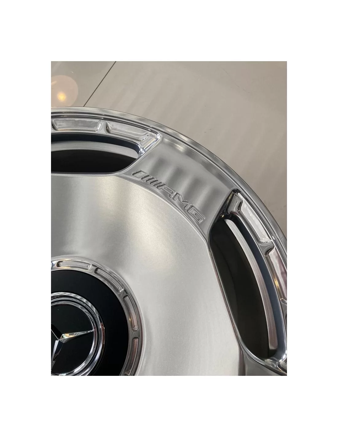- Mercedes-Benz - AMG-fälgar R22 krom till Mercedes-Benz W463A G-Klass - 3 - Förbättra din Mercedes-Benz W463A G-Klass med snyg  - Mercedes-Benz - AMG-fälgar R22 krom till Mercedes-Benz W463A G-Klass - 3 - Förbättra din Mercedes-Benz W463A G-Klass med snyg