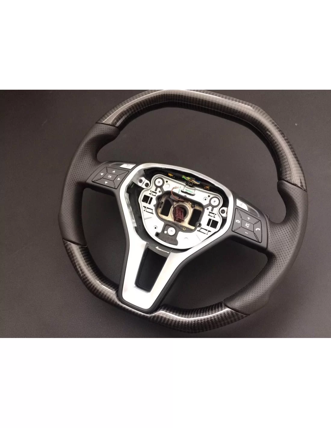 - Volante - Mercedes CLS Clase E SLK W172 W212 W218 Volante - 3 - Transforme su experiencia de conducción con el volante Merced - Volante - Mercedes CLS Clase E SLK W172 W212 W218 Volante - 3 - Transforme su experiencia de conducción con el volante Merced