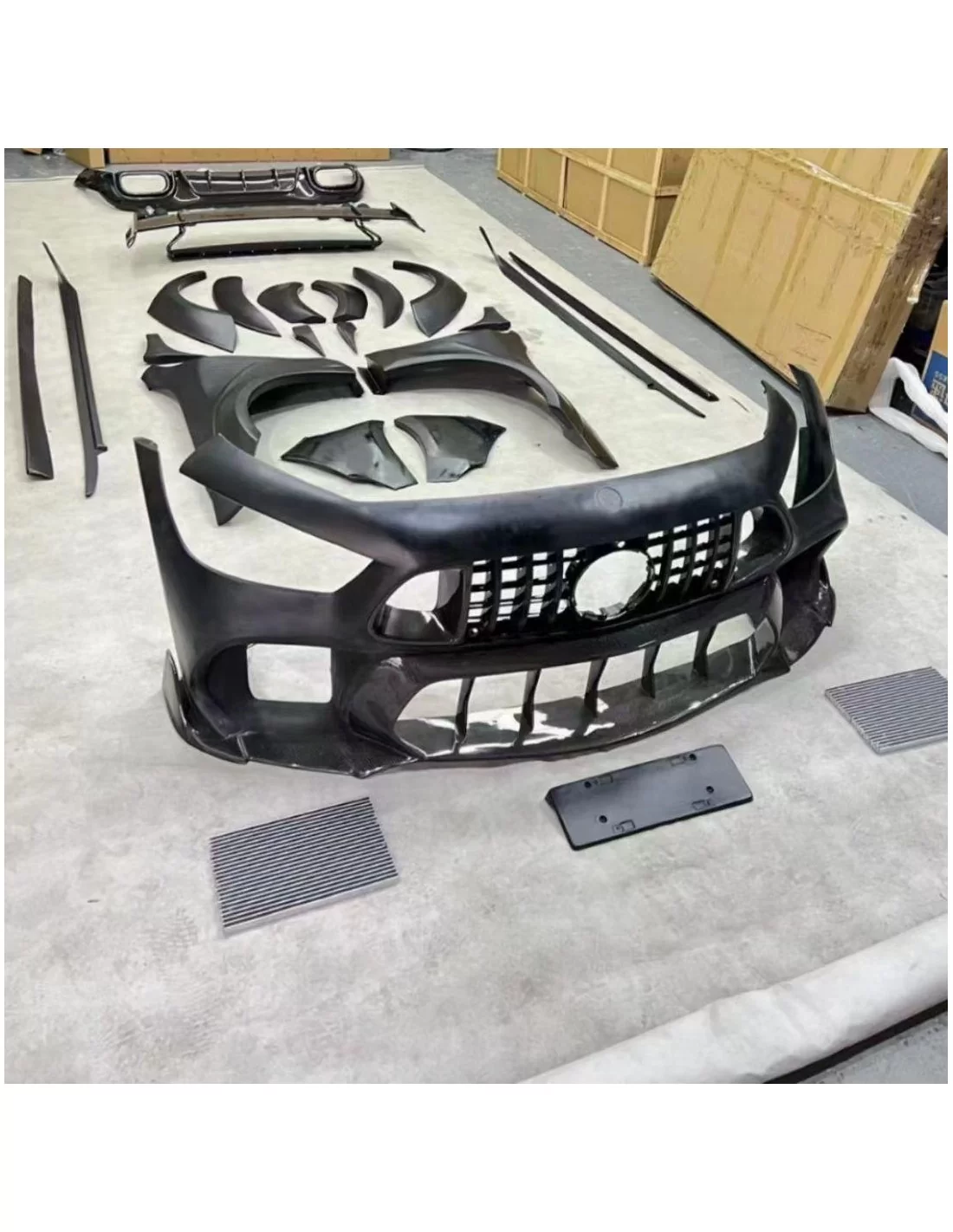  - Mercedes Benz - Kit de carrocería BRABUS 900 Rocket edition para Mercedes-Benz GT 4 puertas Coupé - 11 - Transforma tu Merced