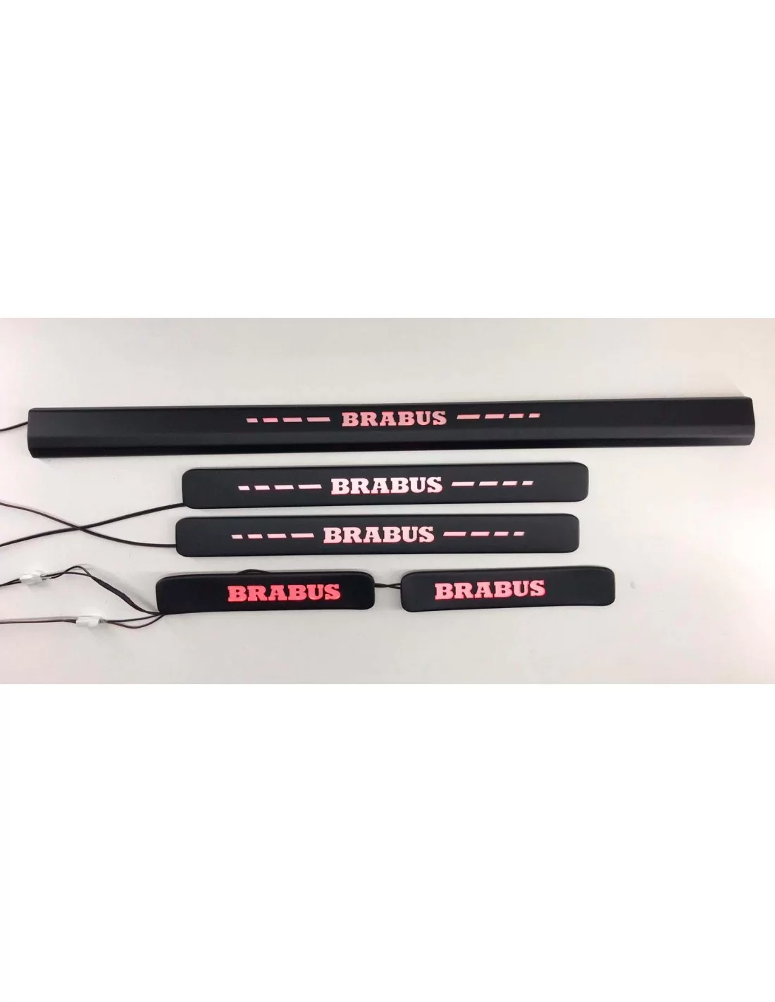- Mercedes Benz - Brabus BLACK door sills RED LED Illuminated 5 pcs for Mercedes-Benz W463A W464 G-Class - 3 - Améliorez votre - Mercedes Benz - Brabus BLACK door sills RED LED Illuminated 5 pcs for Mercedes-Benz W463A W464 G-Class - 3 - Améliorez votre