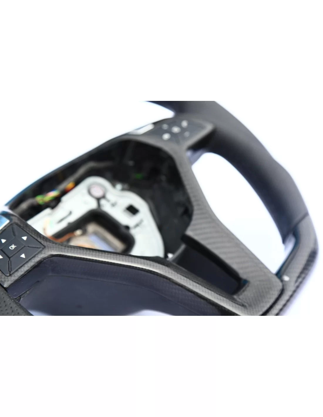  - Steering Wheels - 梅赛德斯-奔驰 CLS E 级 SLK W172 W212 W218 碳皮方向盘 - 5 - 梅赛德斯-奔驰 CLS E 级 SLK 碳纤维真皮方向盘将改变您的驾驶体验。尊贵设计与舒适体验等待您的体验！✉️✒️