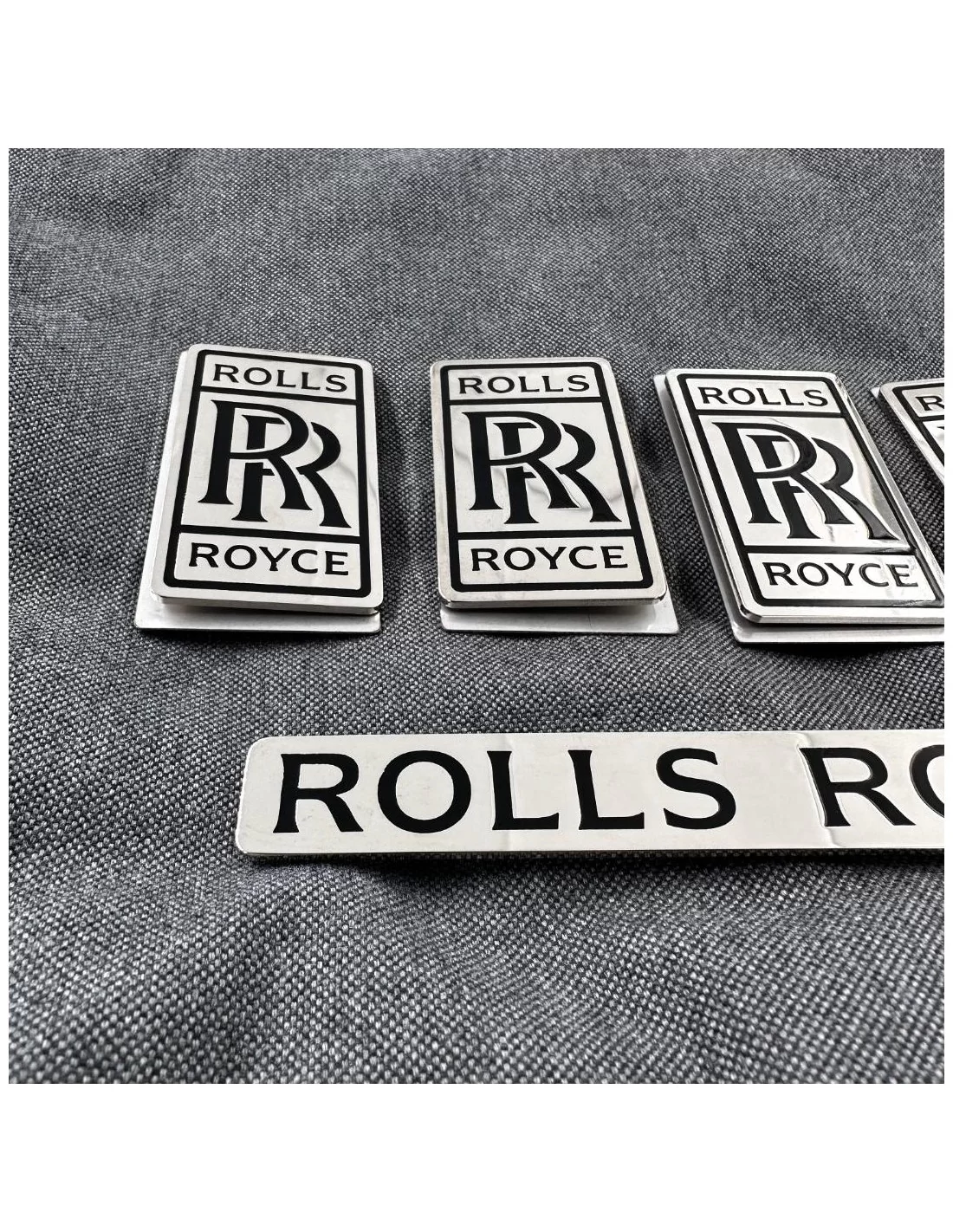  - Logos & Emblems - ロールスロイス カリナン ファントム ゴースト レイス スペクター用 メタリックフロアマット バッジ エンブレムセット - 12 - Logos & Emblems ロールスロイス カリナン ファントム ゴースト 