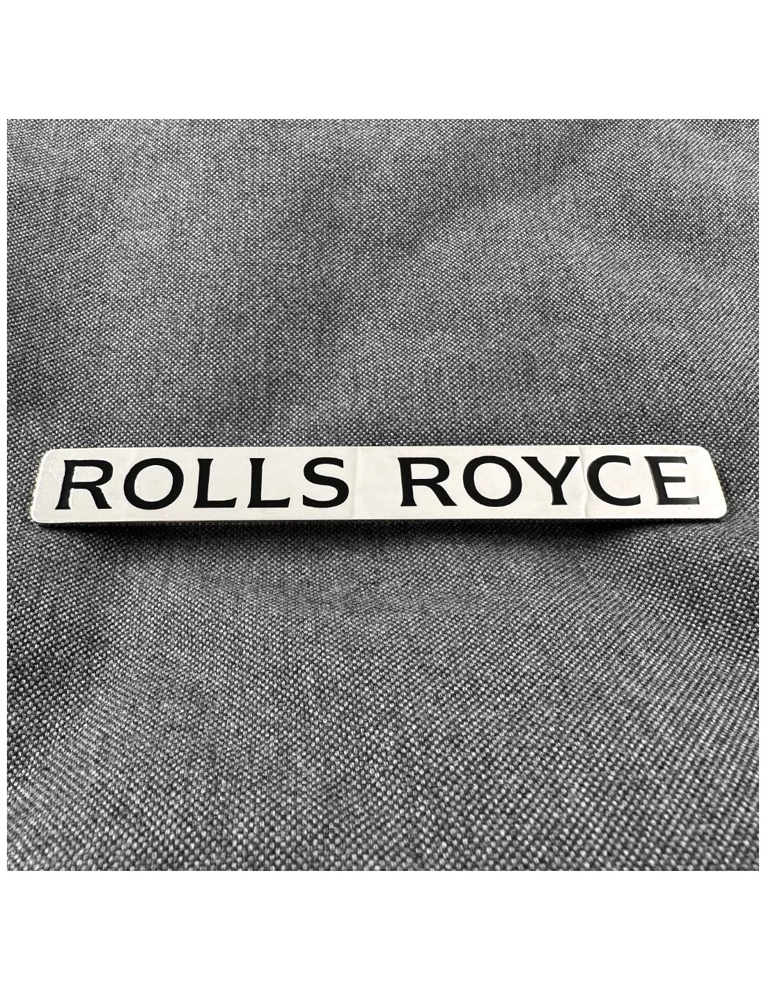  - logo & Emblems - Zestaw metalowych dywaników podłogowych z emblematami do Rolls-Royce Cullinan Phantom Ghost Wraith Spectre -