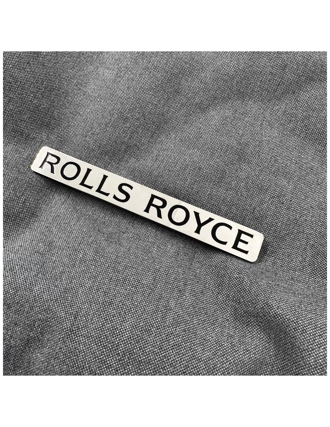  - Logos & Emblems - Metalliska golvmattor märken emblem set för Rolls-Royce Cullinan Phantom Ghost Wraith Spectre - 19 - Köp Me