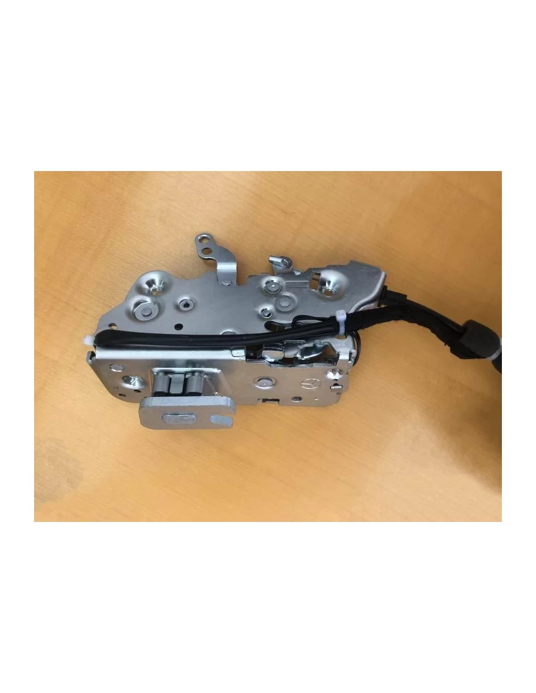 - Mercedes Benz - Serrure de porte pour Mercedes-Benz W463A W464 G class G350 G500 G550 G55 G63 - 2 - Acheter Serrure de Porte   - Mercedes Benz - Serrure de porte pour Mercedes-Benz W463A W464 G class G350 G500 G550 G55 G63 - 2 - Acheter Serrure de Porte