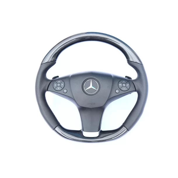  - Steering Wheels - 梅赛德斯-奔驰 E 级 W207、W212 碳皮方向盘 - 1 - 使用碳纤维皮革的梅赛德斯-奔驰 E 级 W207、W212 方向盘升级您的座驾。时尚、耐用，适合任何驾驶者！✉️✏️