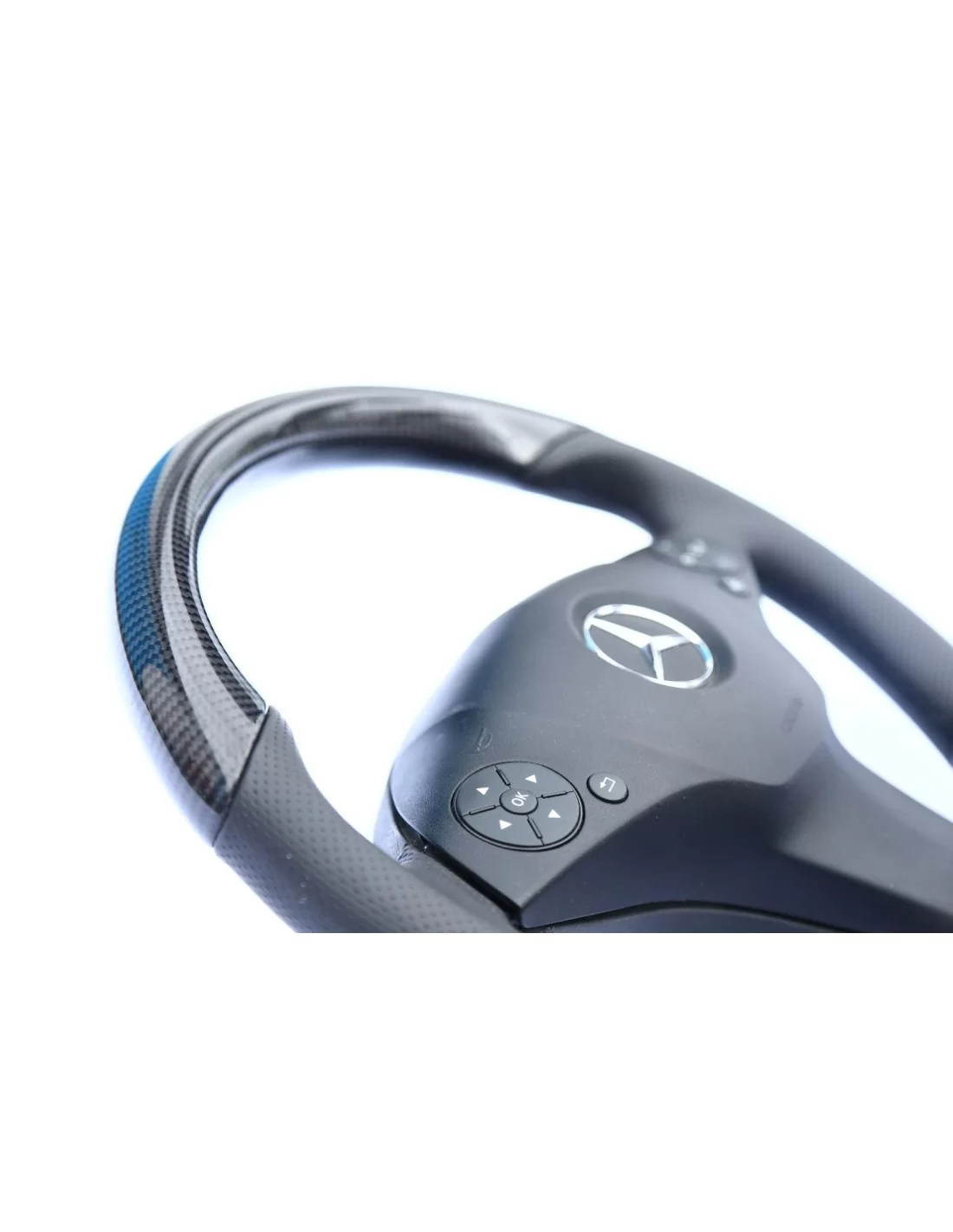 - Steering Wheels - Mercedes-Benz E-Klasse W207, W212 Stuur Carbon Leer - 7 - Upgrade je auto met het Mercedes-Benz E-Klasse W2  - Steering Wheels - Mercedes-Benz E-Klasse W207, W212 Stuur Carbon Leer - 7 - Upgrade je auto met het Mercedes-Benz E-Klasse W2