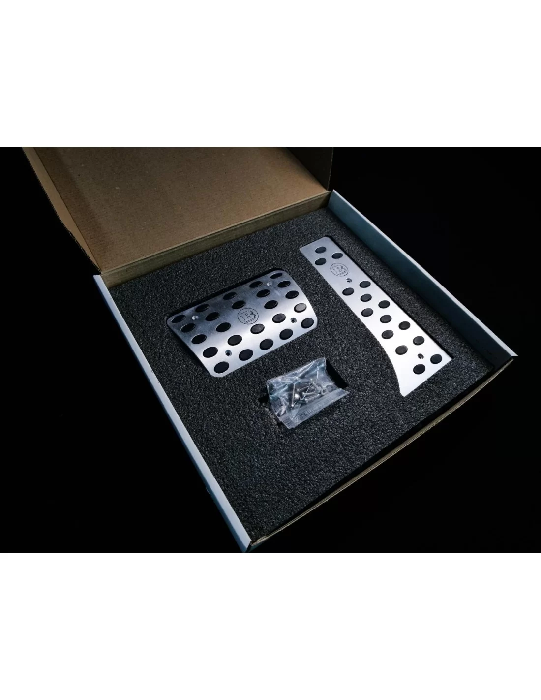 - Mercedes Benz - Aluminiowe nakładki na pedały Brabus GREY dla Mercedes-Benz W463A W464 G-Class - 4 - Kup aluminiowe nakładki - Mercedes Benz - Aluminiowe nakładki na pedały Brabus GREY dla Mercedes-Benz W463A W464 G-Class - 4 - Kup aluminiowe nakładki