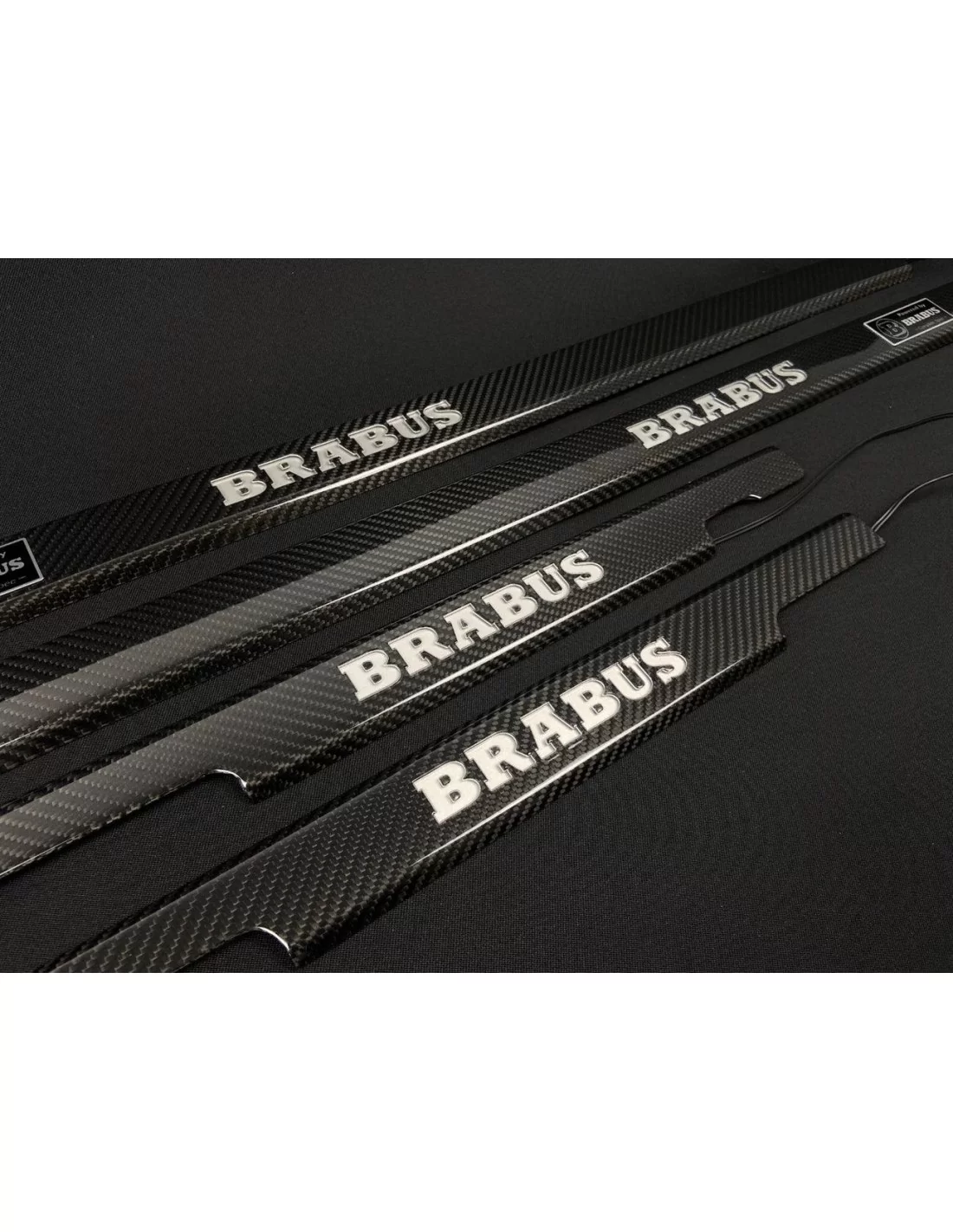 - Mercedes Benz - Carbonio LED illuminato rosso Brabus davanzali 4 pezzi per Mercedes-Benz G W463 - 2 - Acquista le soglie dell  - Mercedes Benz - Carbonio LED illuminato rosso Brabus davanzali 4 pezzi per Mercedes-Benz G W463 - 2 - Acquista le soglie dell