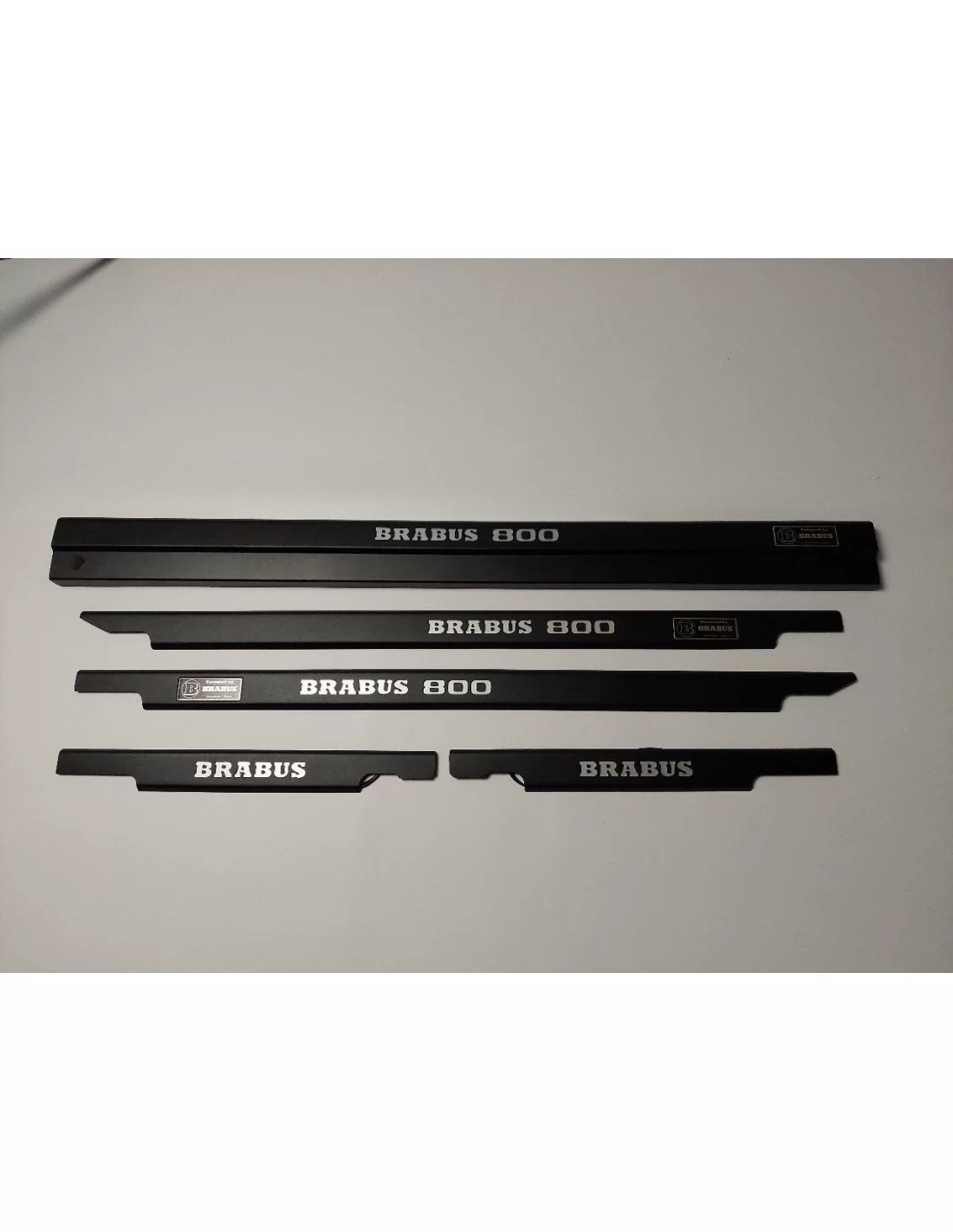  - Mercedes Benz - Umbrales de puerta iluminados con LED Brabus 800 NEGRO metalizado para Mercedes-Benz W463 - 3 - ¡Comprar umbr