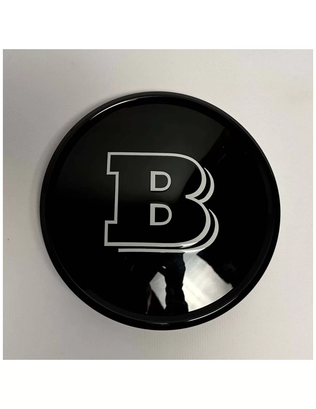  - Logos & Emblems - 用于梅赛德斯-奔驰 GT 四门轿跑车的塑料 Brabus 前格栅徽章 - 2 - 这款时尚的塑料 Brabus 前格栅徽章可为您的梅赛德斯-奔驰 GT 四门轿跑车增光添彩，其设计时尚动感！❌✨