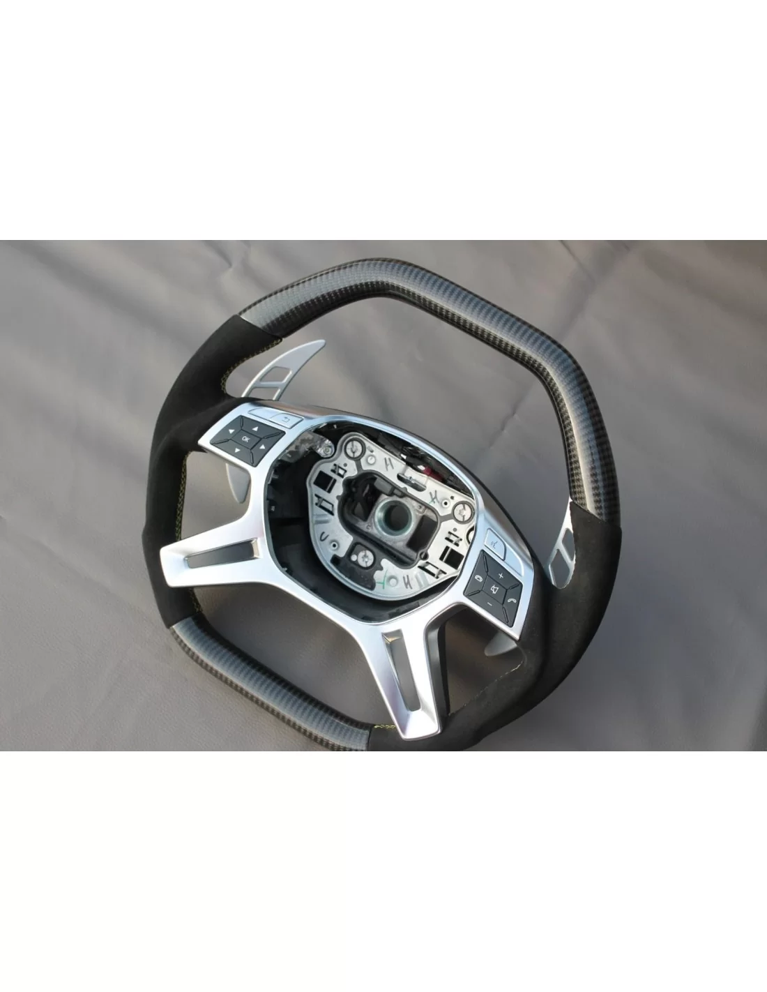- Volante - Mercedes-Benz Clase E Clase G Clase GL Clase ML W166 X166 W463 Volante Carbono Alcantara - 5 - Eleve su experiencia - Volante - Mercedes-Benz Clase E Clase G Clase GL Clase ML W166 X166 W463 Volante Carbono Alcantara - 5 - Eleve su experiencia