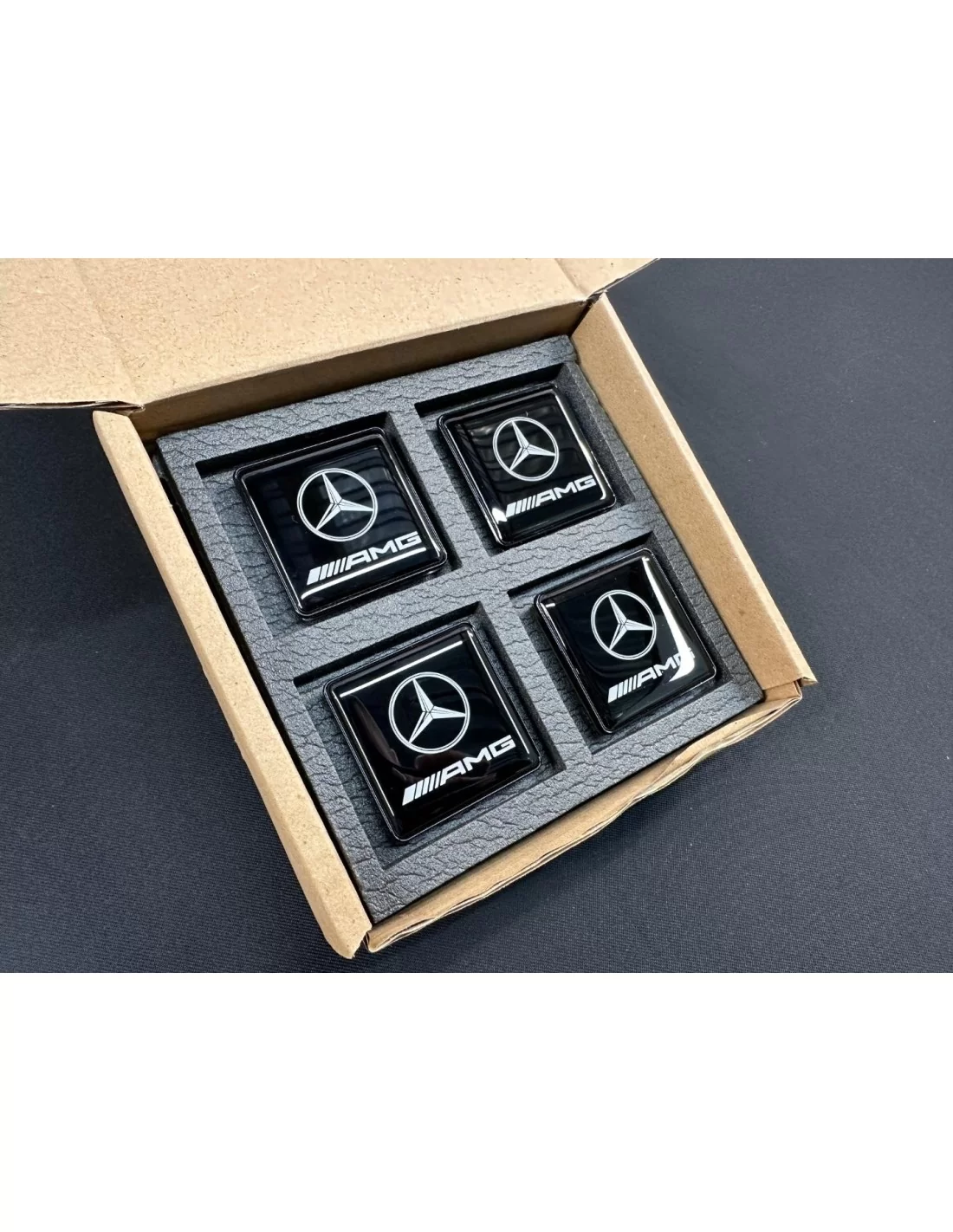  - Logos & Emblems - メルセデスベンツ車用メタリックAMGシートエンブレムバッジロゴセット - 4 - Logos & Emblems メルセデスベンツ車用メタリックAMGシートエンブレムバッジロゴセット
