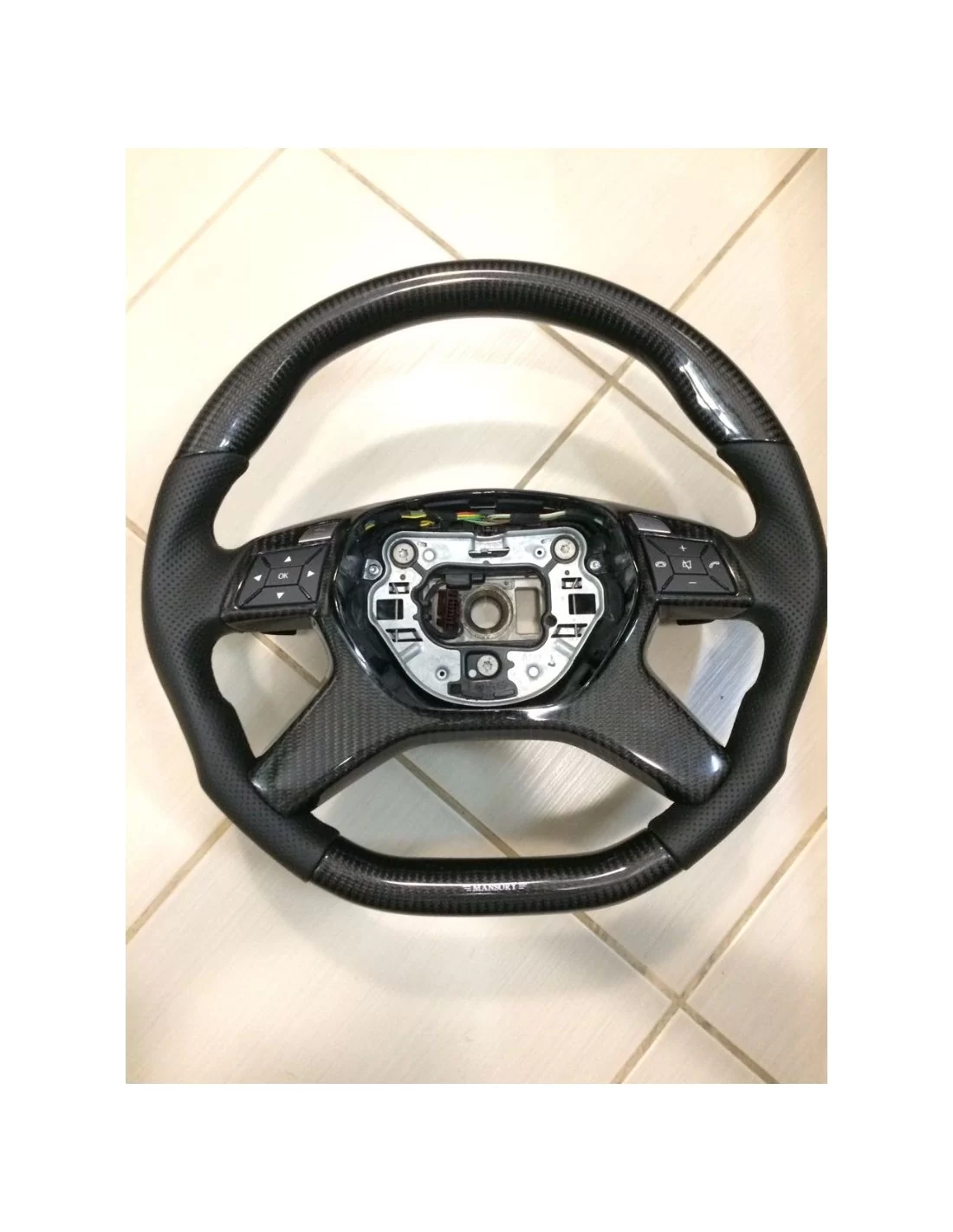- Volante - Mercedes-Benz Clase E Clase G Clase GL Clase ML W166 X166 W463 Volante Cuero Carbono - 1 - Actualice su Mercedes-Be - Volante - Mercedes-Benz Clase E Clase G Clase GL Clase ML W166 X166 W463 Volante Cuero Carbono - 1 - Actualice su Mercedes-Be