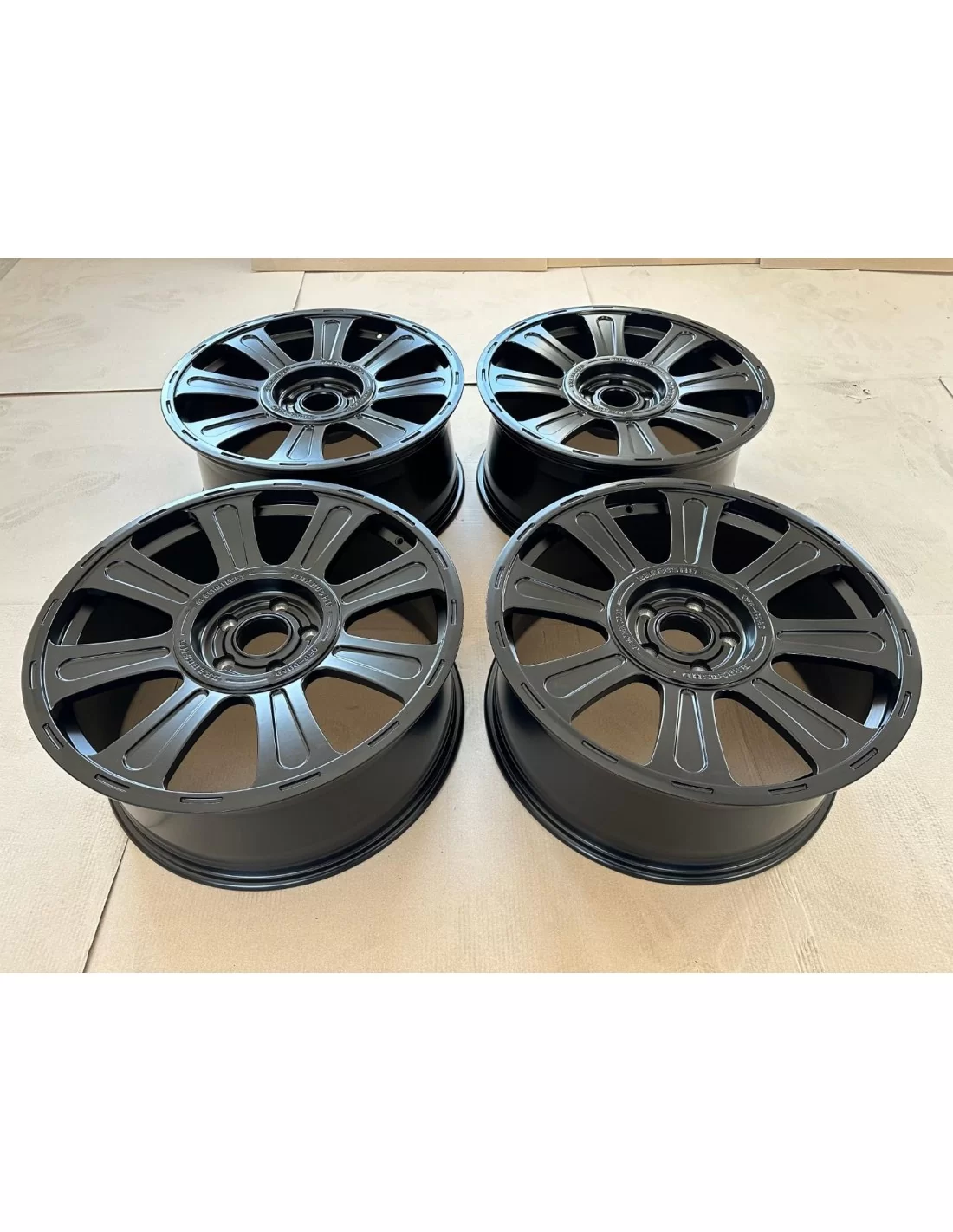 Felgi r22 BRABUS Monoblock HD dla Mercedes-Benz W463A 4x4 G-Wagon Mercedes Benz, G Class W463A 4x4, Zawieszenie i koła, G-Class 
