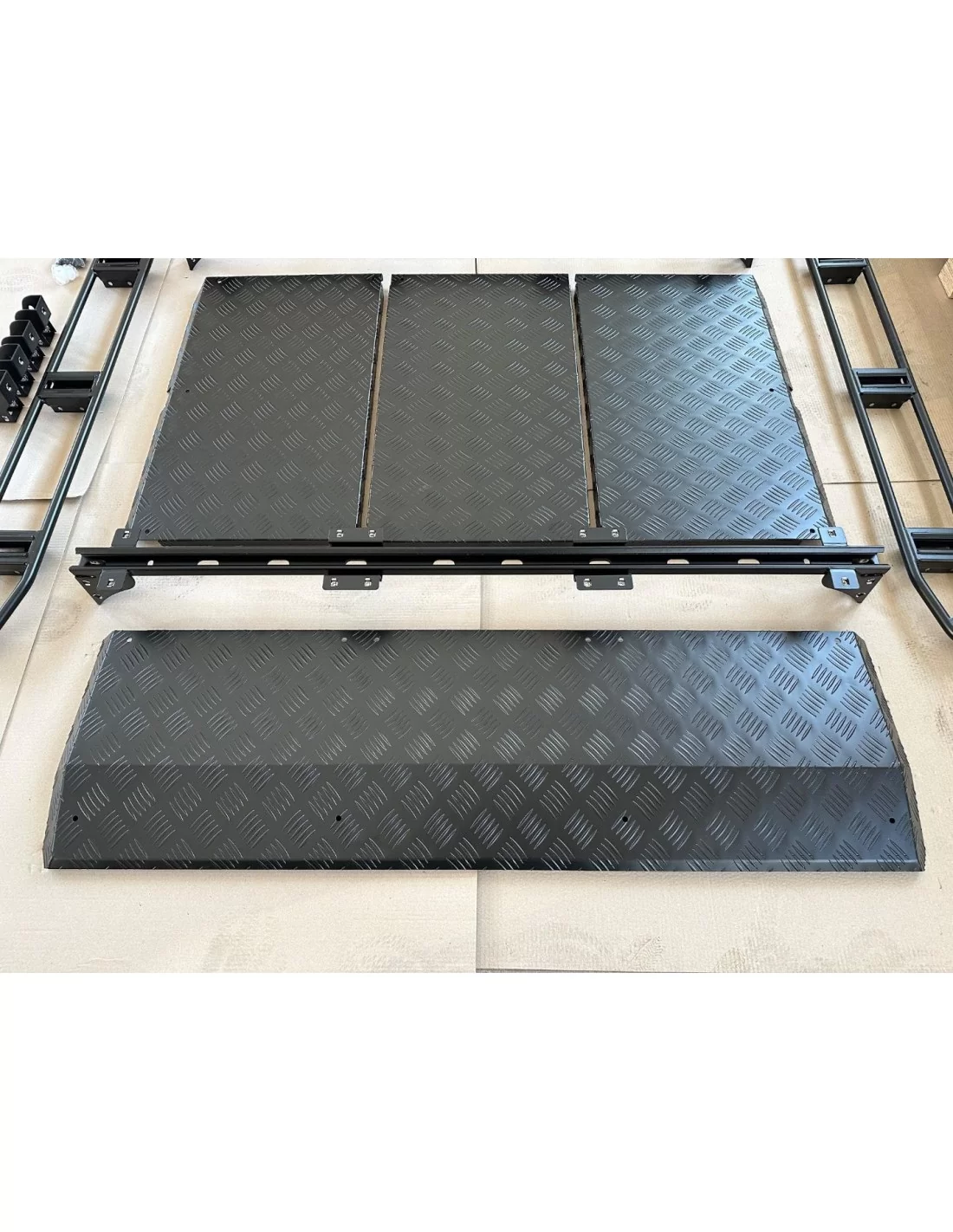 Metalen dakdrager voor Mercedes-Benz W463A 6x6 G-Wagon Mercedes-Benz G-Class 2018+ (W463A) XLP 900 6x6, Exterieur & tuning Merce Metalen dakdrager voor Mercedes-Benz W463A 6x6 G-Wagon Mercedes-Benz G-Class 2018+ (W463A) XLP 900 6x6, Exterieur & tuning Merce