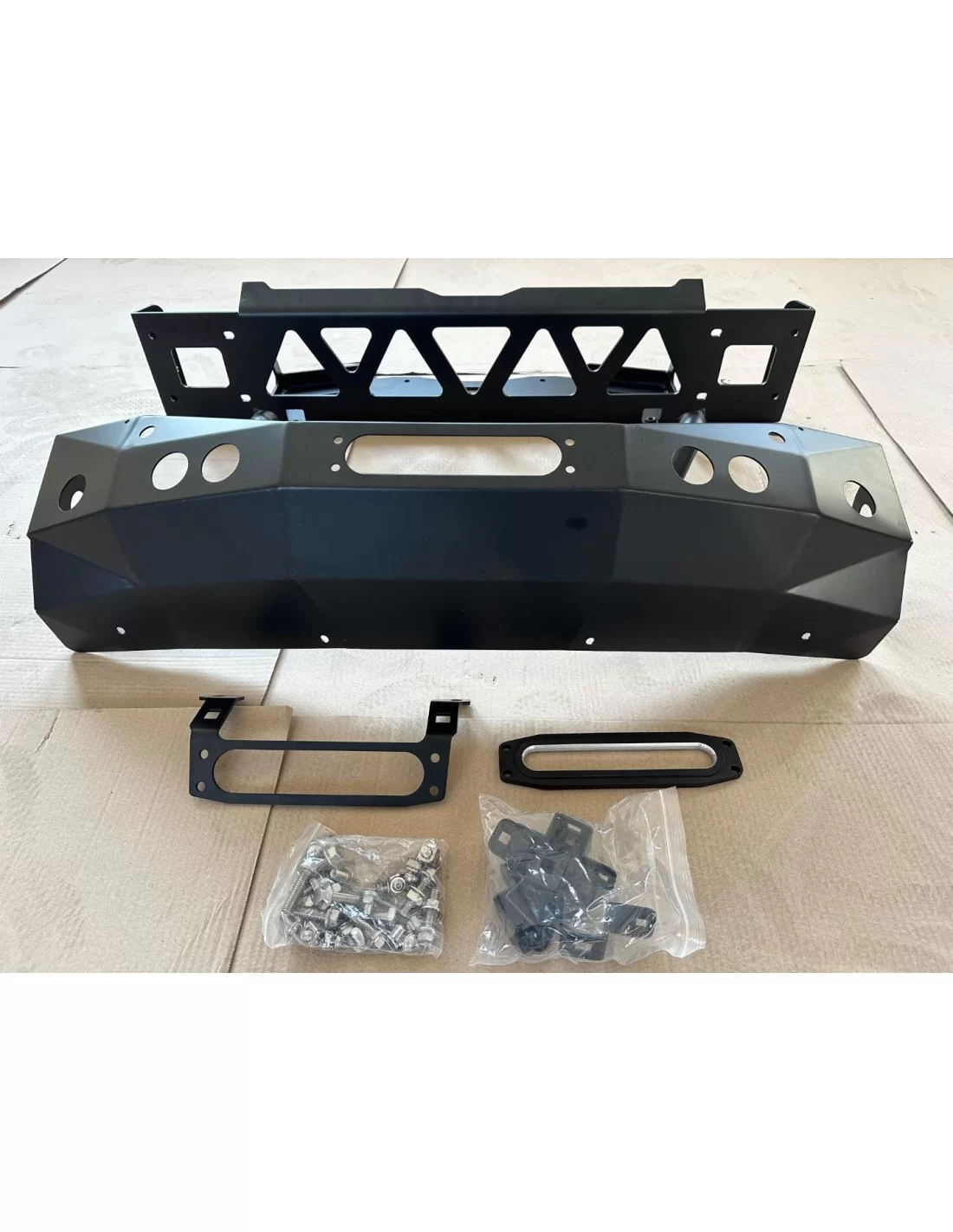 Kit de montaje de cabrestante para Mercedes-Benz W463A 6x6 W464 G Class W463A XLP 900 6x6, Exterior y tuning G Class W463A XLP 9 Kit de montaje de cabrestante para Mercedes-Benz W463A 6x6 W464 G Class W463A XLP 900 6x6, Exterior y tuning G Class W463A XLP 9