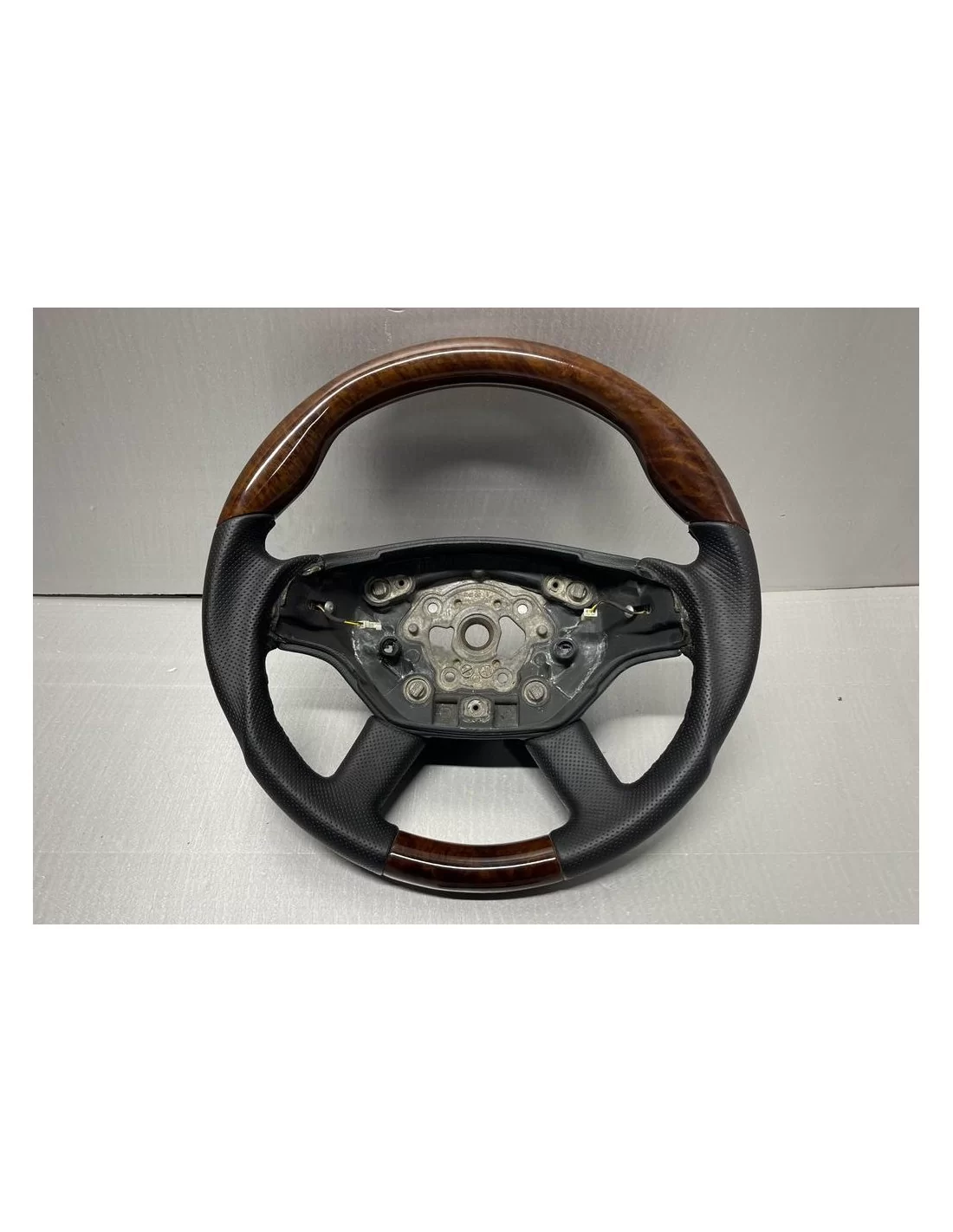  - Steering Wheels - Steering Wheel for W221 Mercedes S-Class Original Wooden - 3 - Upgrade your Mercedes W221 S-Class with an O