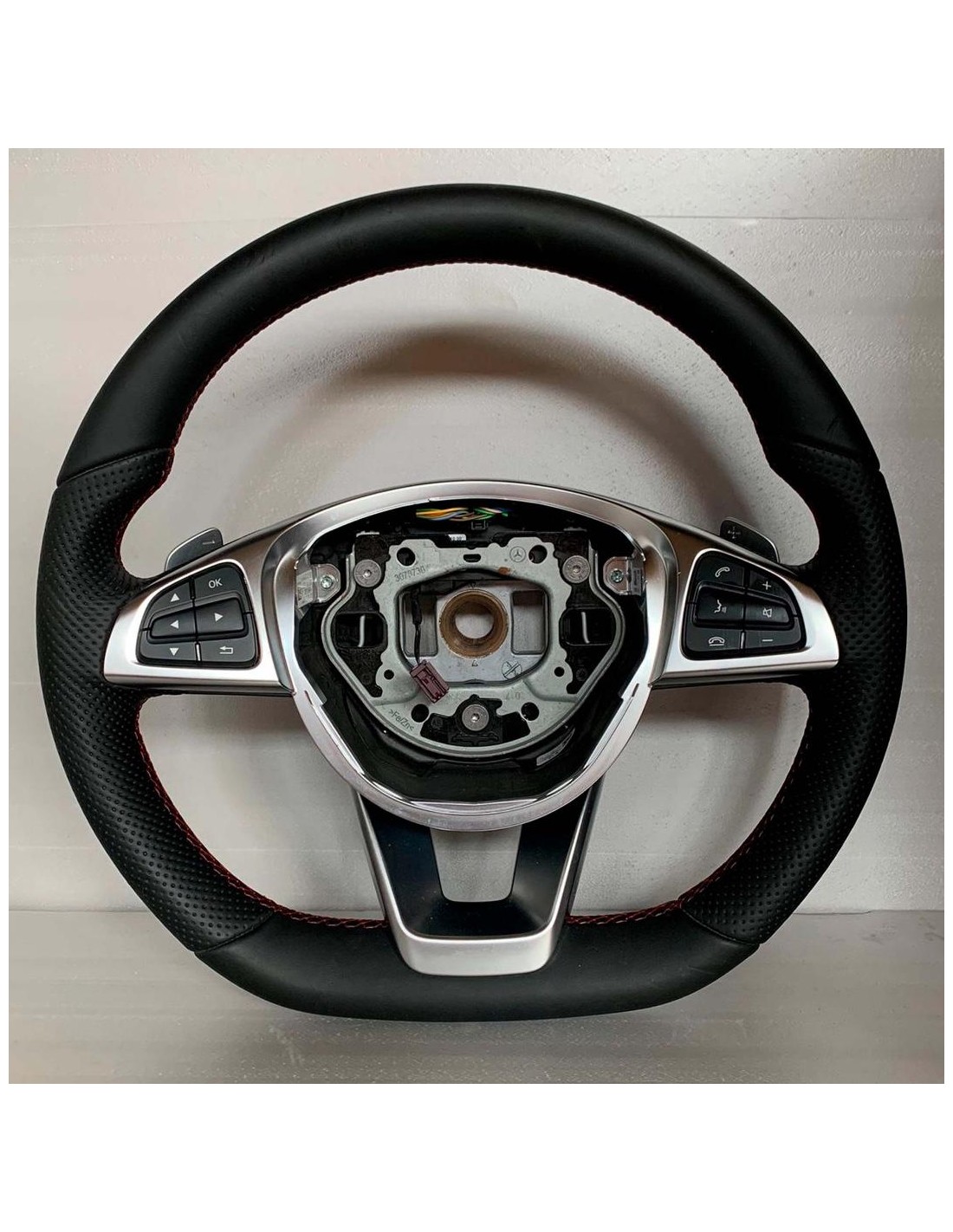  - Lenkräder - Lenkrad für Mercedes W205 W213 X253 W167 C257 W222 W447 - 1 - Entdecken Sie das perfekte Lenkrad für Ihr Mercedes