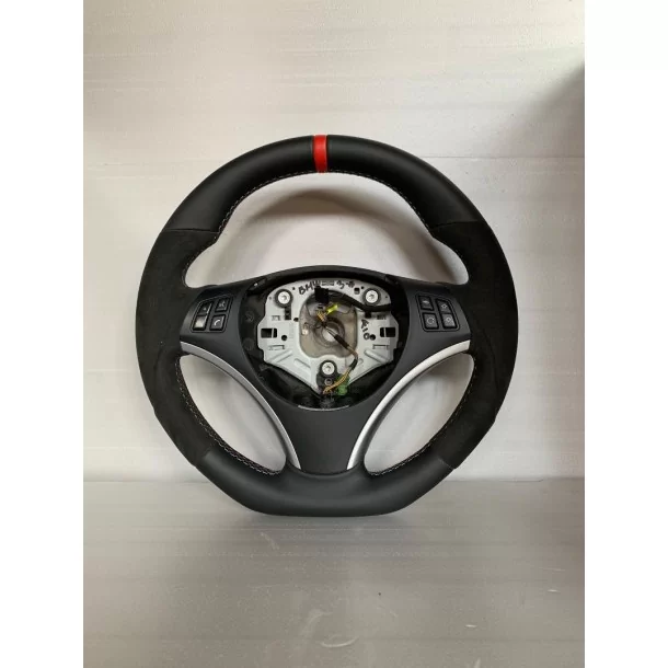  - Volant - Volant pour BMW Е90 Е91 - 1 - Découvrez le Volant parfait pour BMW E90 E91 chez Tuneverse ! Améliorez votre confort 