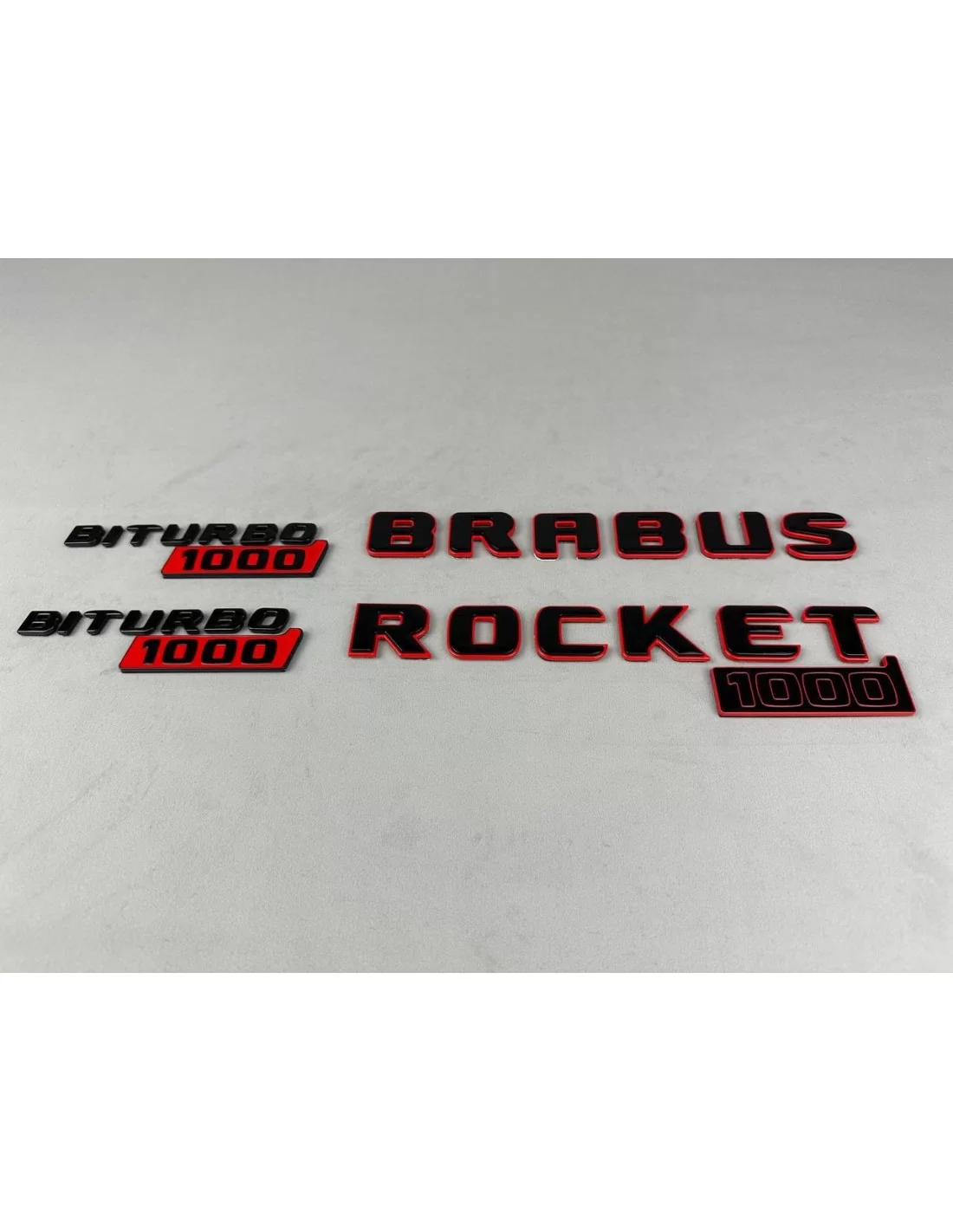  - Logos & Emblems - 用于梅赛德斯-奔驰 GT 2024 赛车的 Brabus 火箭 1000 徽章套件 - 5 - 使用 Brabus Rocket 1000 独家徽章套件，为您的 2024 Mercedes-Benz GT 改头换面