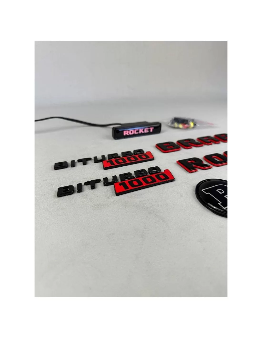  - Logos & Emblems - Komplett Brabus rocket 1000 emblem set för Mercedes-Benz bilar GT 2024 - 4 - Uppgradera din Mercedes-Benz G