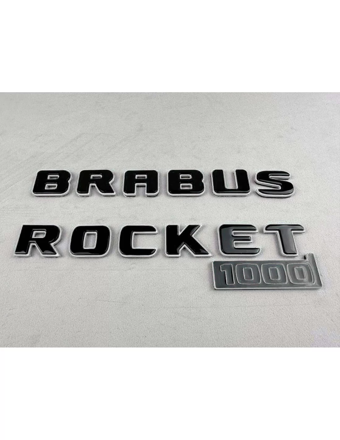 - logo & Emblems - Набір емблем Brabus WHITE rocket 1000 1 з 25 для автомобілів Mercedes-Benz GT 2024 - 2 - Лімітований набір е  - logo & Emblems - Набір емблем Brabus WHITE rocket 1000 1 з 25 для автомобілів Mercedes-Benz GT 2024 - 2 - Лімітований набір е