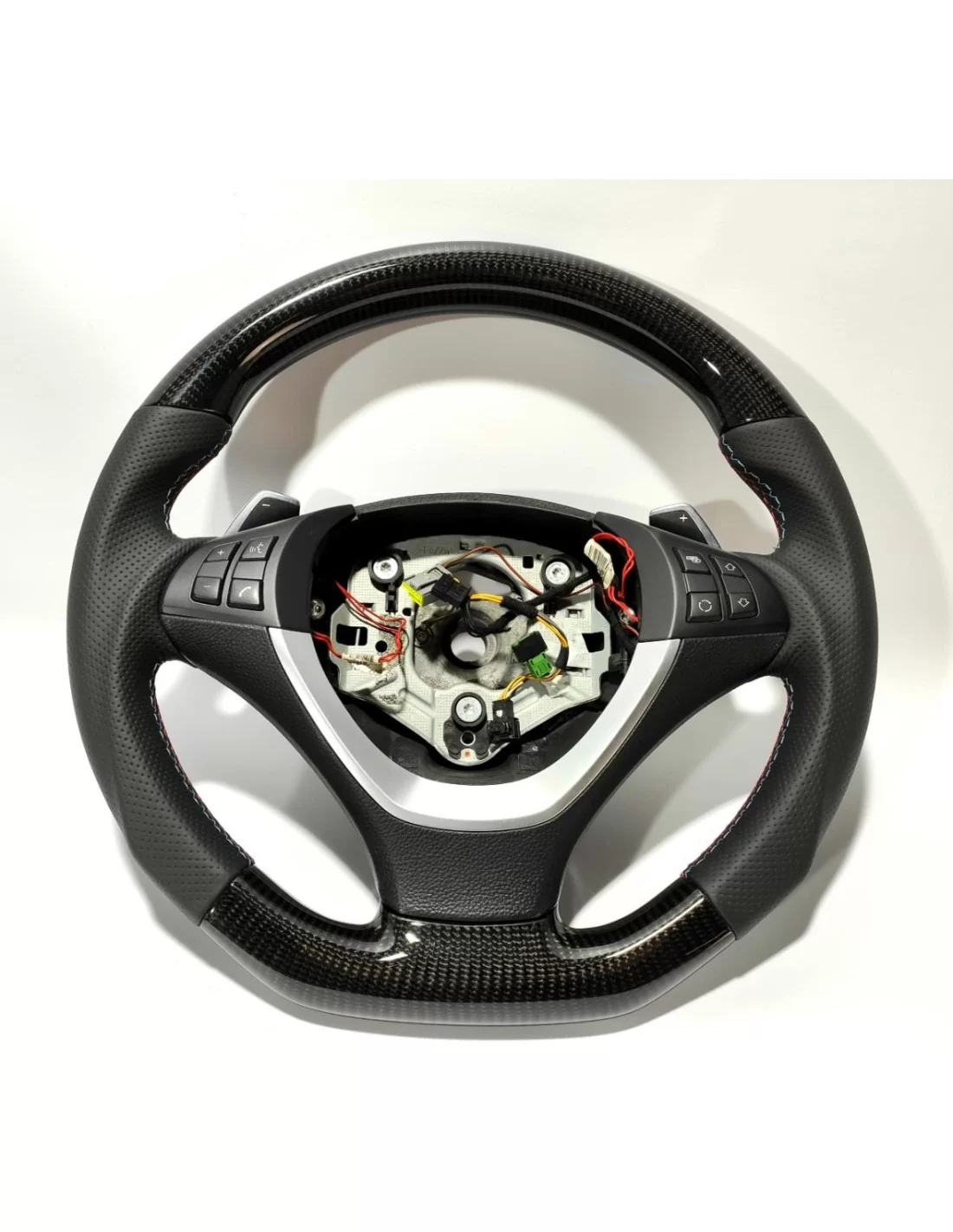 - Volante - BMW E70 E71 X5 X6 Volante Cuero Carbono M-pack - 1 - ¡Comprar BMW E70 E71 X5 X6 Volante Cuero Carbono M-pack en Tun - Volante - BMW E70 E71 X5 X6 Volante Cuero Carbono M-pack - 1 - ¡Comprar BMW E70 E71 X5 X6 Volante Cuero Carbono M-pack en Tun
