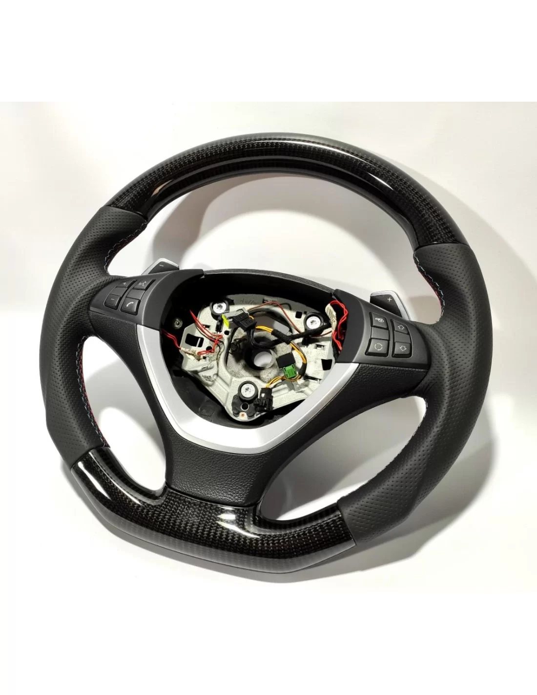 - Volante - BMW E70 E71 X5 X6 Volante Cuero Carbono M-pack - 2 - ¡Comprar BMW E70 E71 X5 X6 Volante Cuero Carbono M-pack en Tun - Volante - BMW E70 E71 X5 X6 Volante Cuero Carbono M-pack - 2 - ¡Comprar BMW E70 E71 X5 X6 Volante Cuero Carbono M-pack en Tun