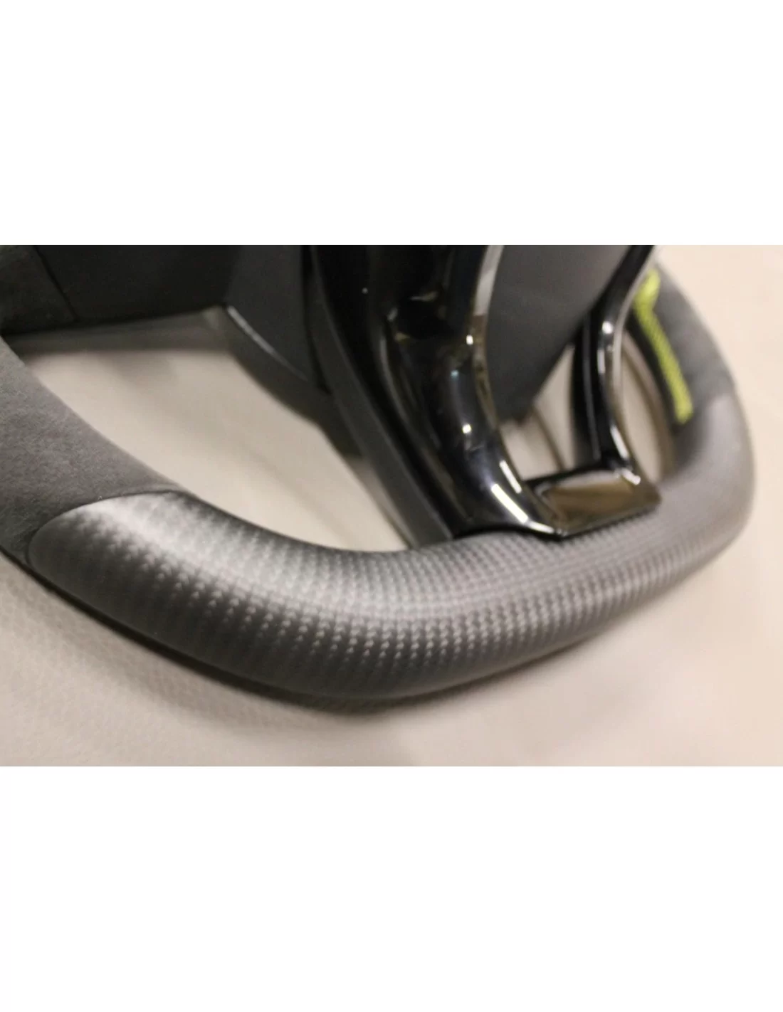 - Steering Wheels - Mercedes-Benz C-Klass W205 C63S Ratt Carbon Alcantara - 6 - Upplev lyx med Mercedes-Benz C-klass W205 C63S - Steering Wheels - Mercedes-Benz C-Klass W205 C63S Ratt Carbon Alcantara - 6 - Upplev lyx med Mercedes-Benz C-klass W205 C63S