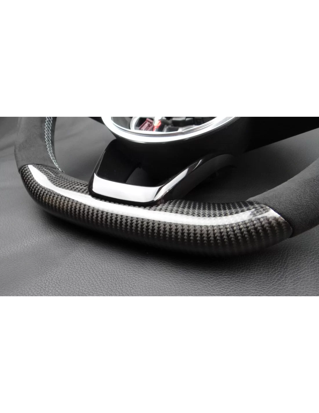 - Volante - Mercedes-Benz Clase C W205 Volante Carbono Alcantara - 6 - Mejora tu coche con el volante Mercedes-Benz Clase C W20 - Volante - Mercedes-Benz Clase C W205 Volante Carbono Alcantara - 6 - Mejora tu coche con el volante Mercedes-Benz Clase C W20