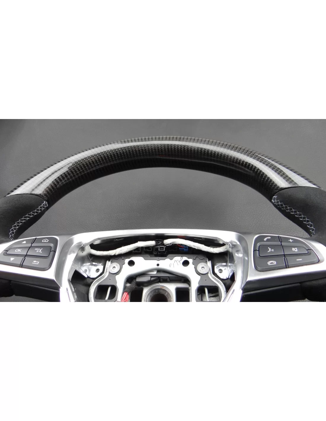 - Steering Wheels - Mercedes-Benz Classe C W205 Volante Carbono Alcantara - 7 - Melhore o seu automóvel com o volante do Merced - Steering Wheels - Mercedes-Benz Classe C W205 Volante Carbono Alcantara - 7 - Melhore o seu automóvel com o volante do Merced