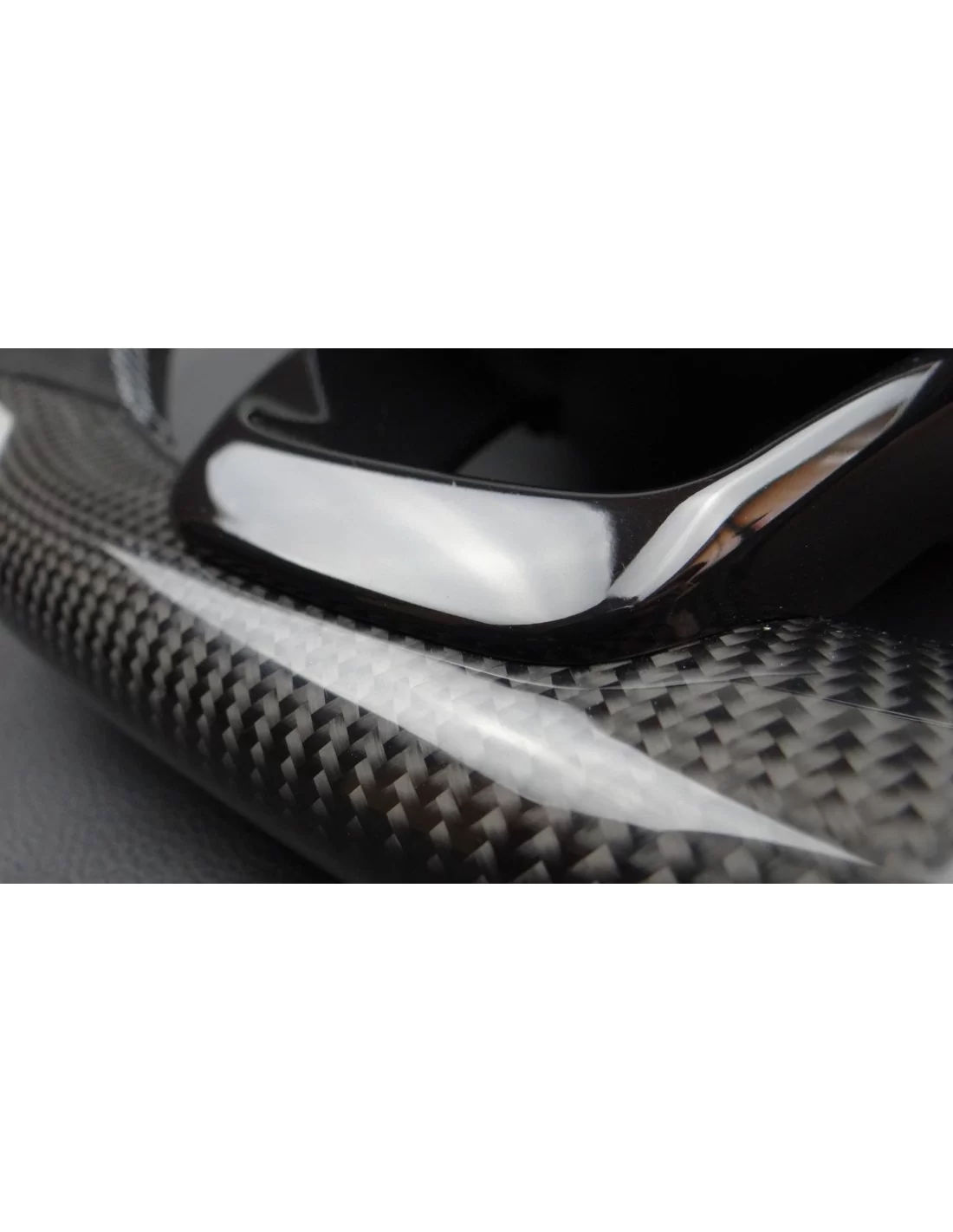 - Steering Wheels - Mercedes-Benz Classe C W205 Volante Carbono Alcantara - 10 - Melhore o seu automóvel com o volante do Merce - Steering Wheels - Mercedes-Benz Classe C W205 Volante Carbono Alcantara - 10 - Melhore o seu automóvel com o volante do Merce