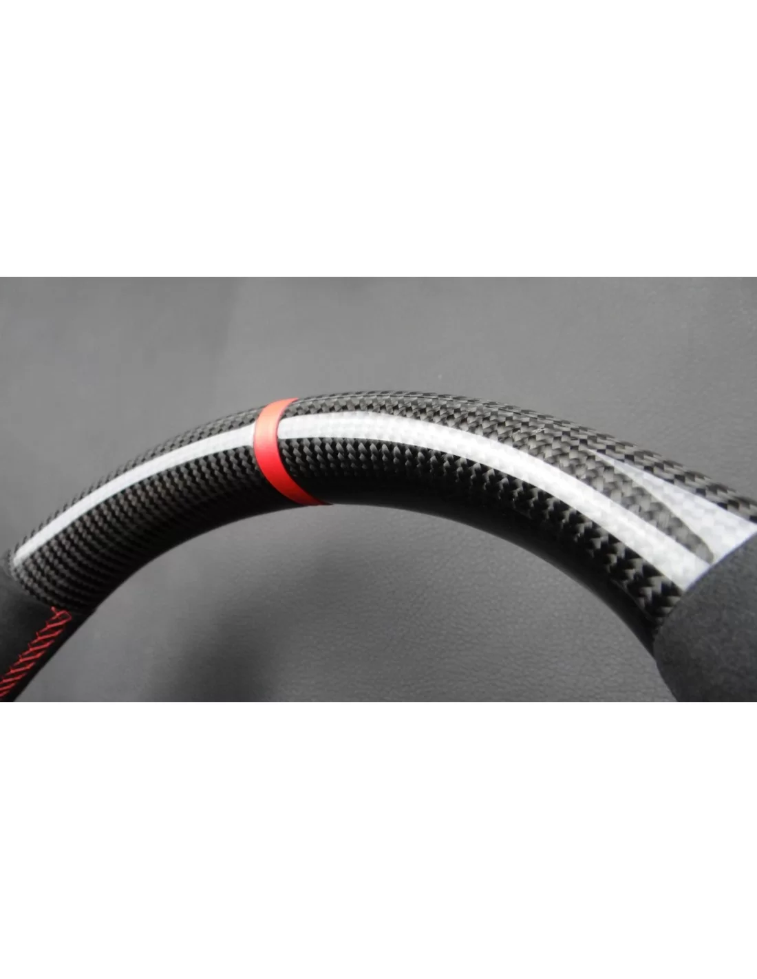 - Steering Wheels - Mercedes-Benz W205 W222 W212 W213 Ratt Carbon Alcantara - 5 - Uppgradera din bil med Mercedes-Benz W205 W22 - Steering Wheels - Mercedes-Benz W205 W222 W212 W213 Ratt Carbon Alcantara - 5 - Uppgradera din bil med Mercedes-Benz W205 W22
