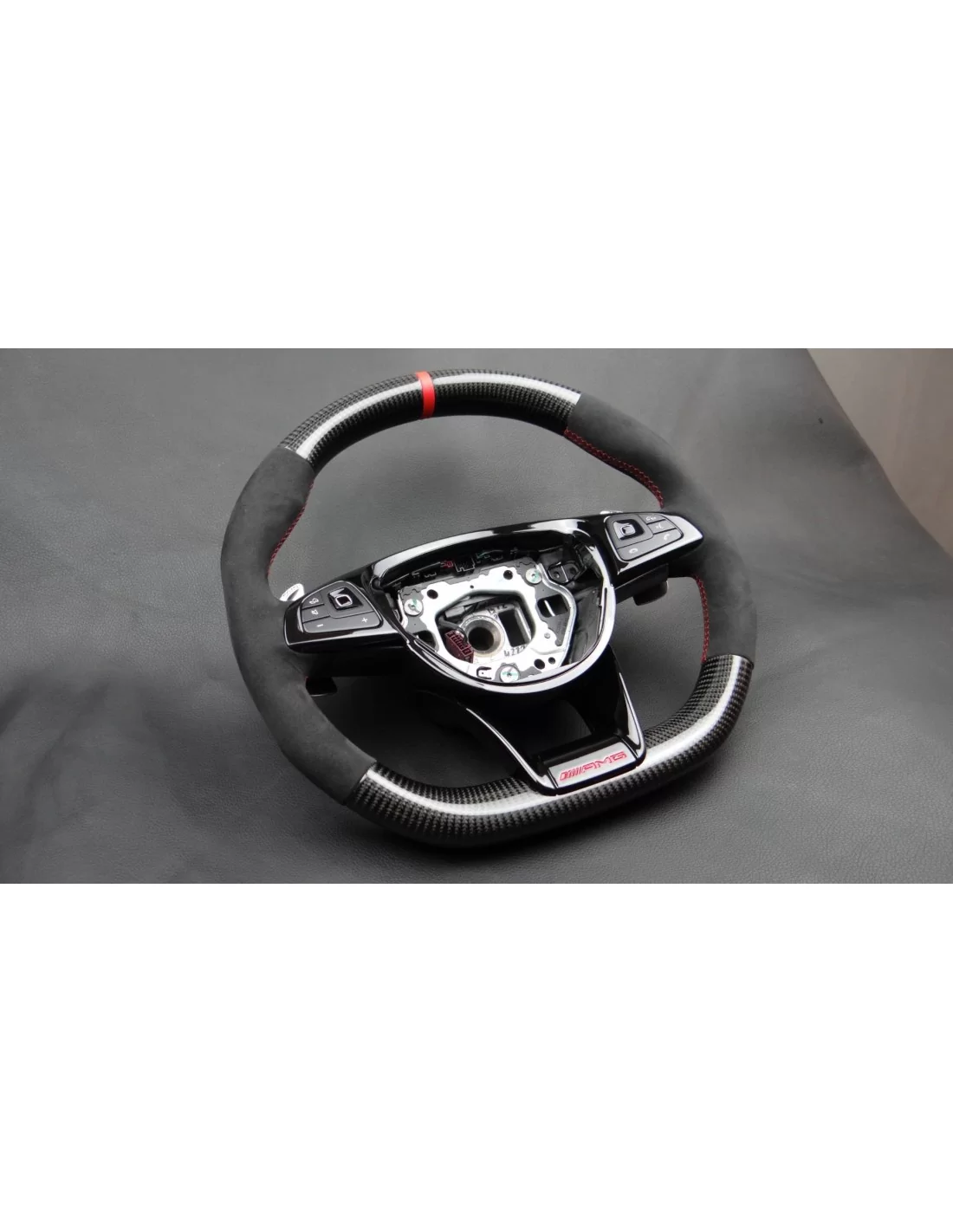  - Steering Wheels - Mercedes-Benz W205 W222 W212 W213 Volante Carbono Alcantara - 12 - Actualize o seu veículo com o volante Me